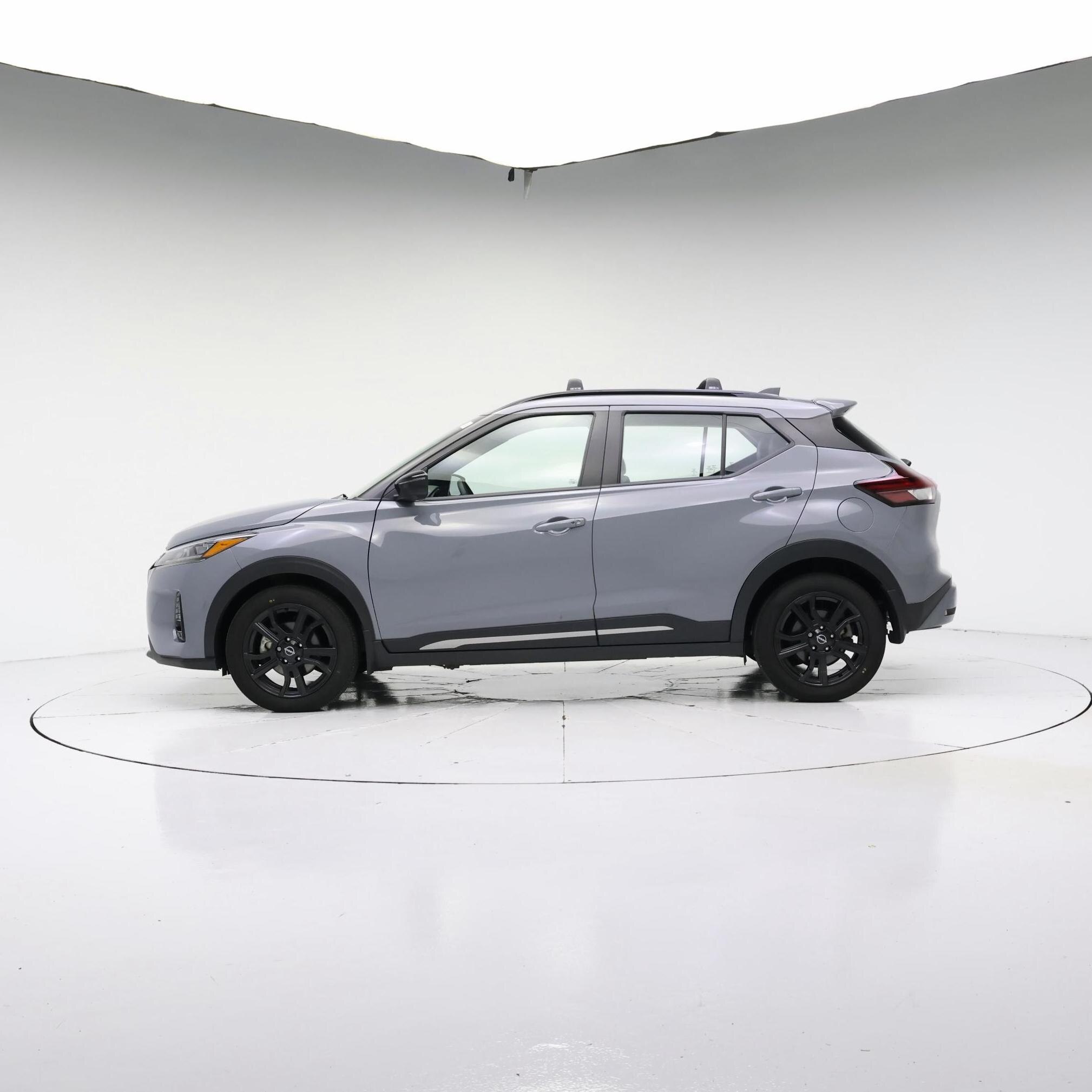 Thumbnail: 2024 Nissan Kicks - 3