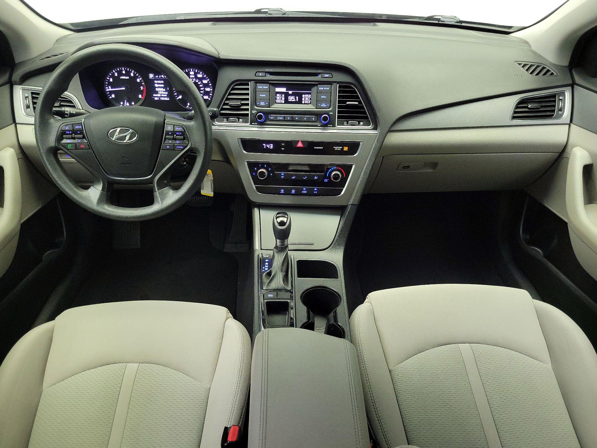 Thumbnail: 2017 Hyundai Sonata - 9