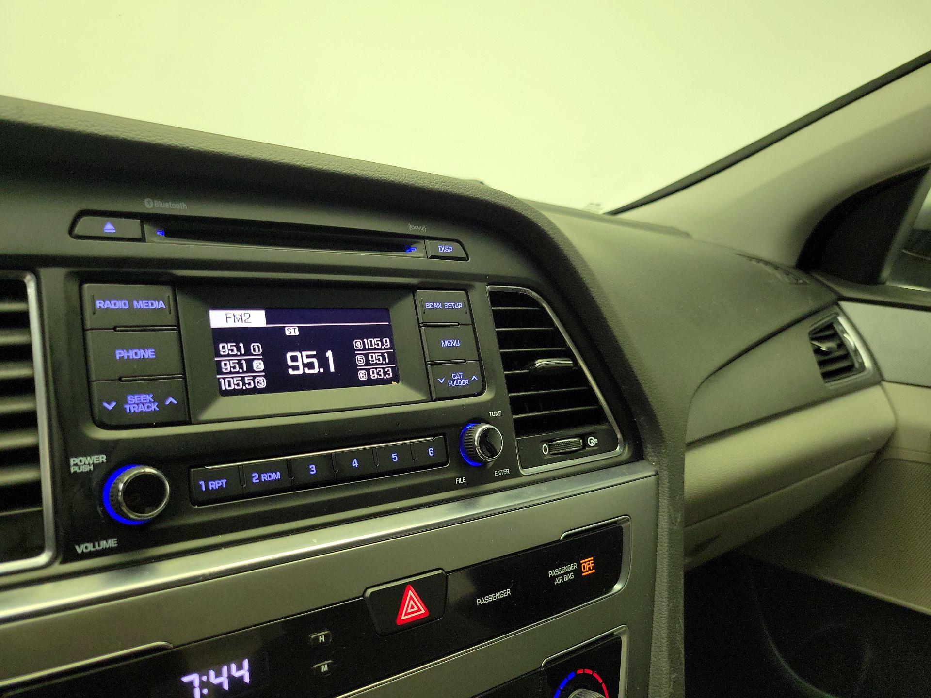 Thumbnail: 2017 Hyundai Sonata - 14