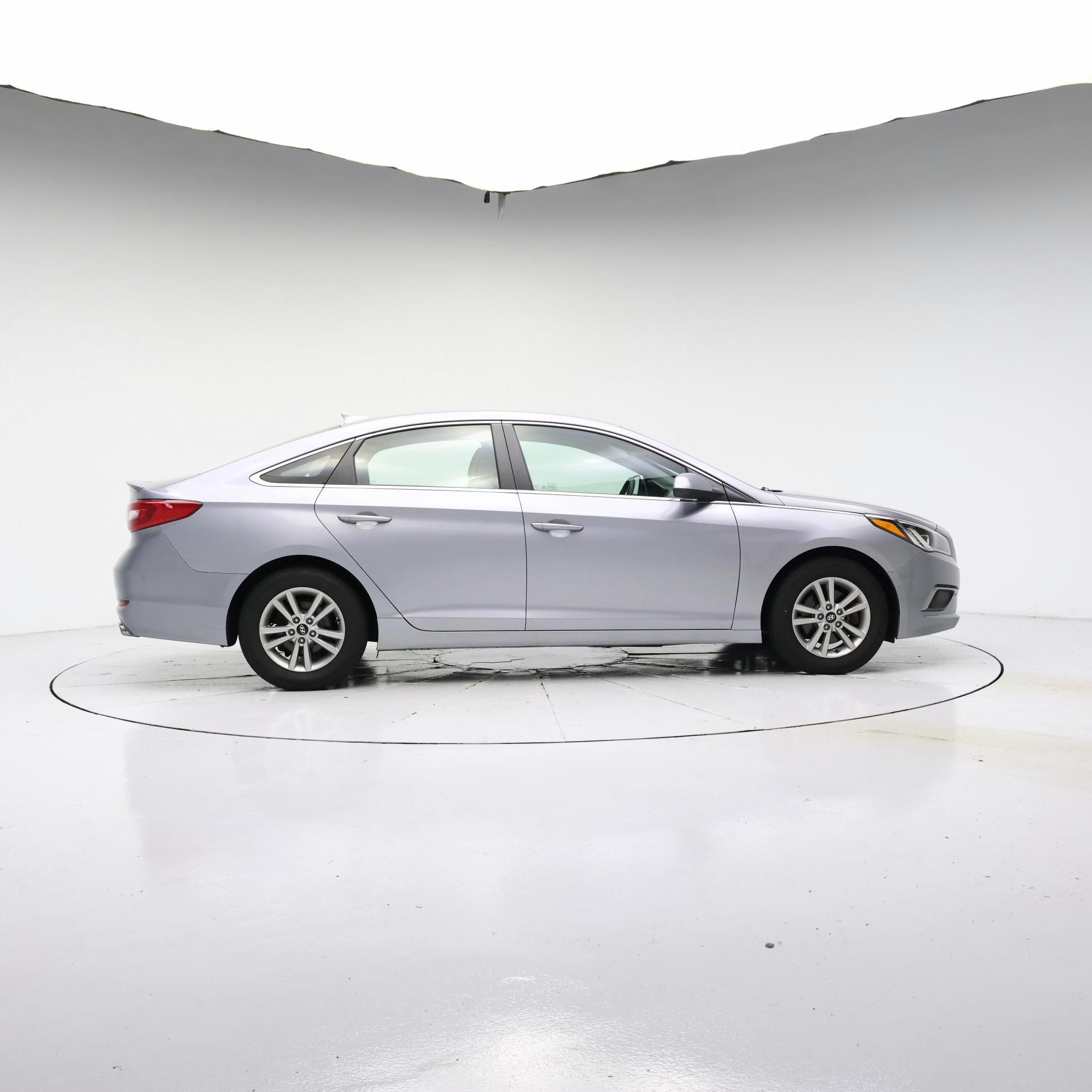 Thumbnail: 2017 Hyundai Sonata - 7