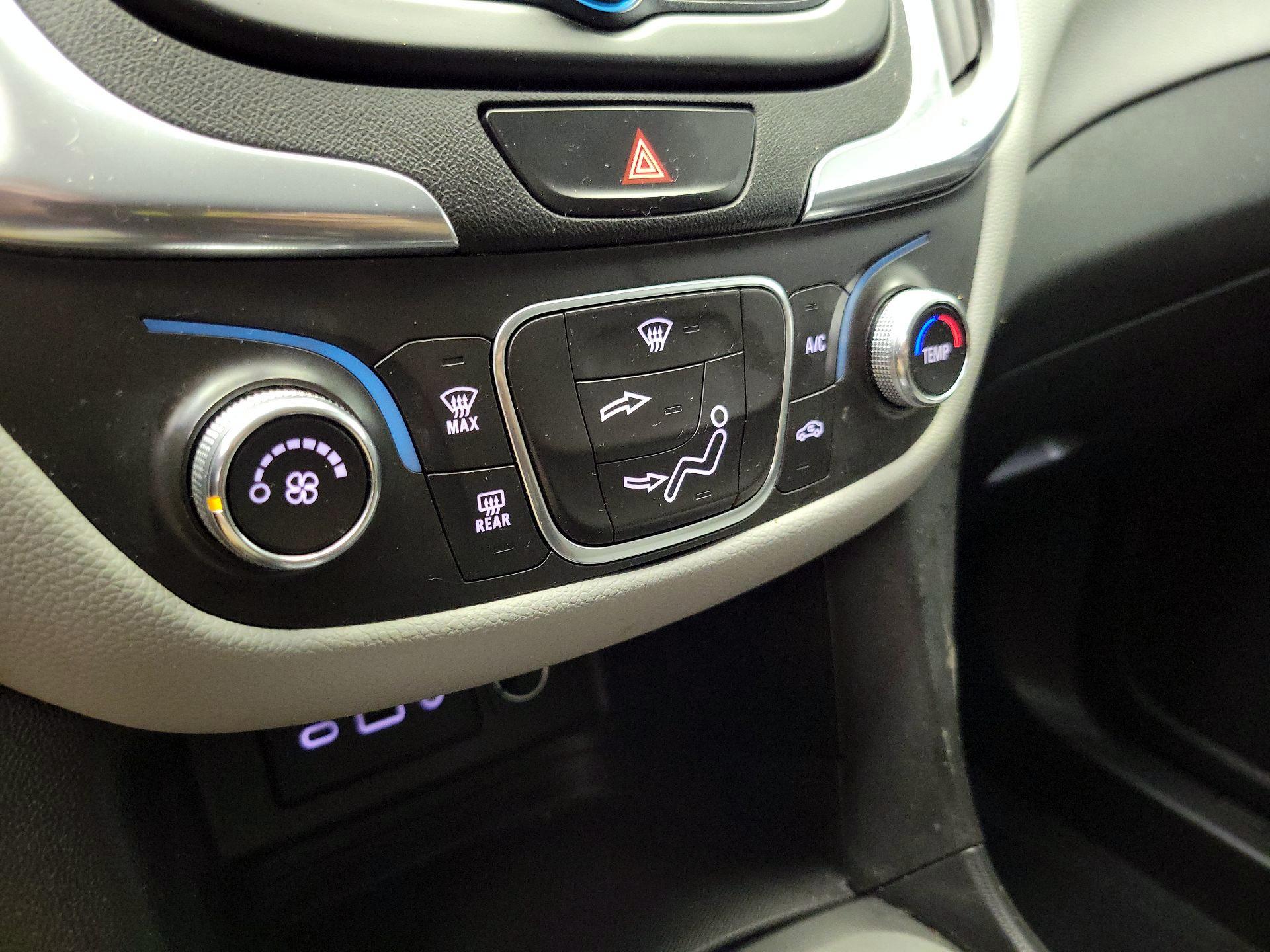 Thumbnail: 2019 Chevrolet Equinox - 16