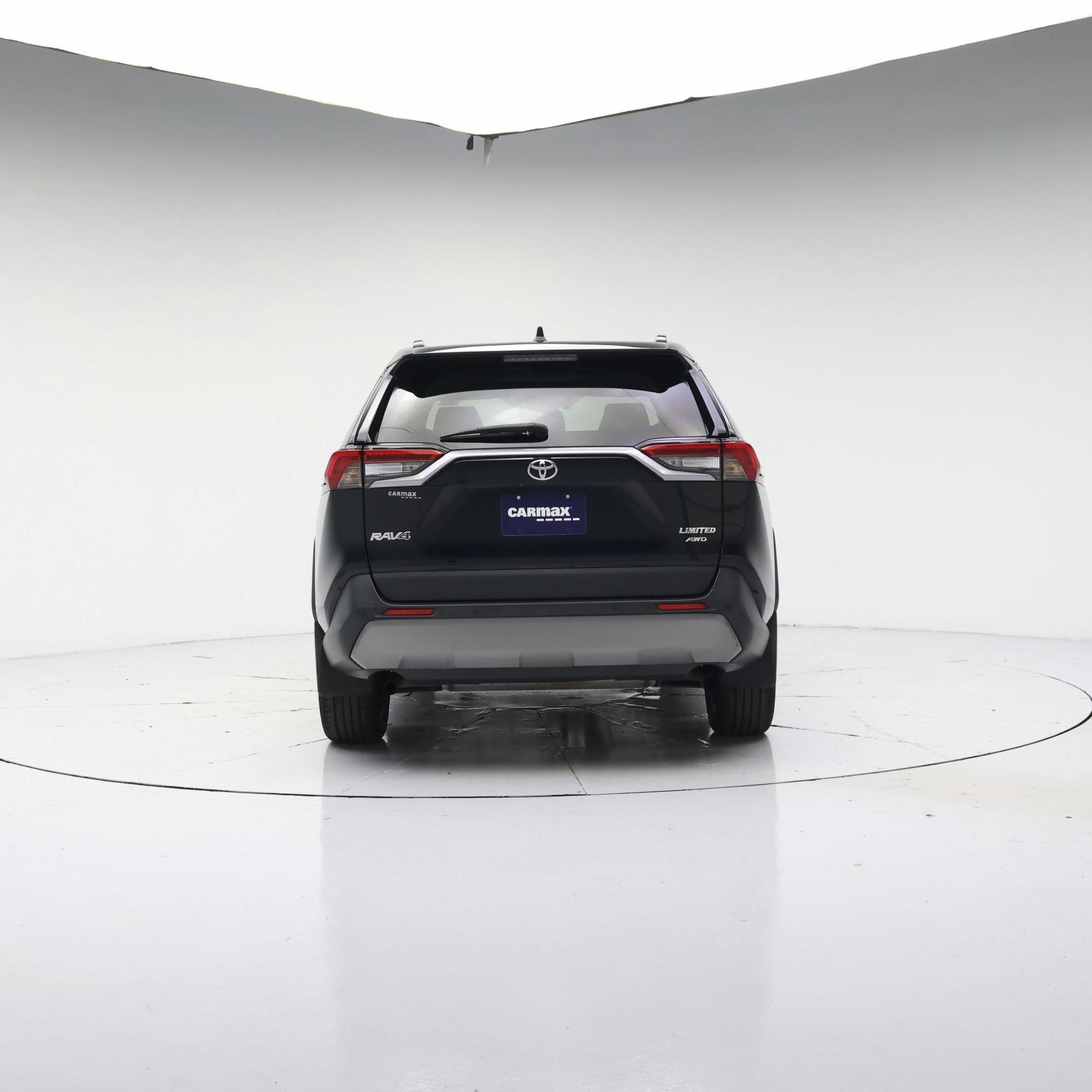 Thumbnail: 2019 Toyota RAV4 - 6