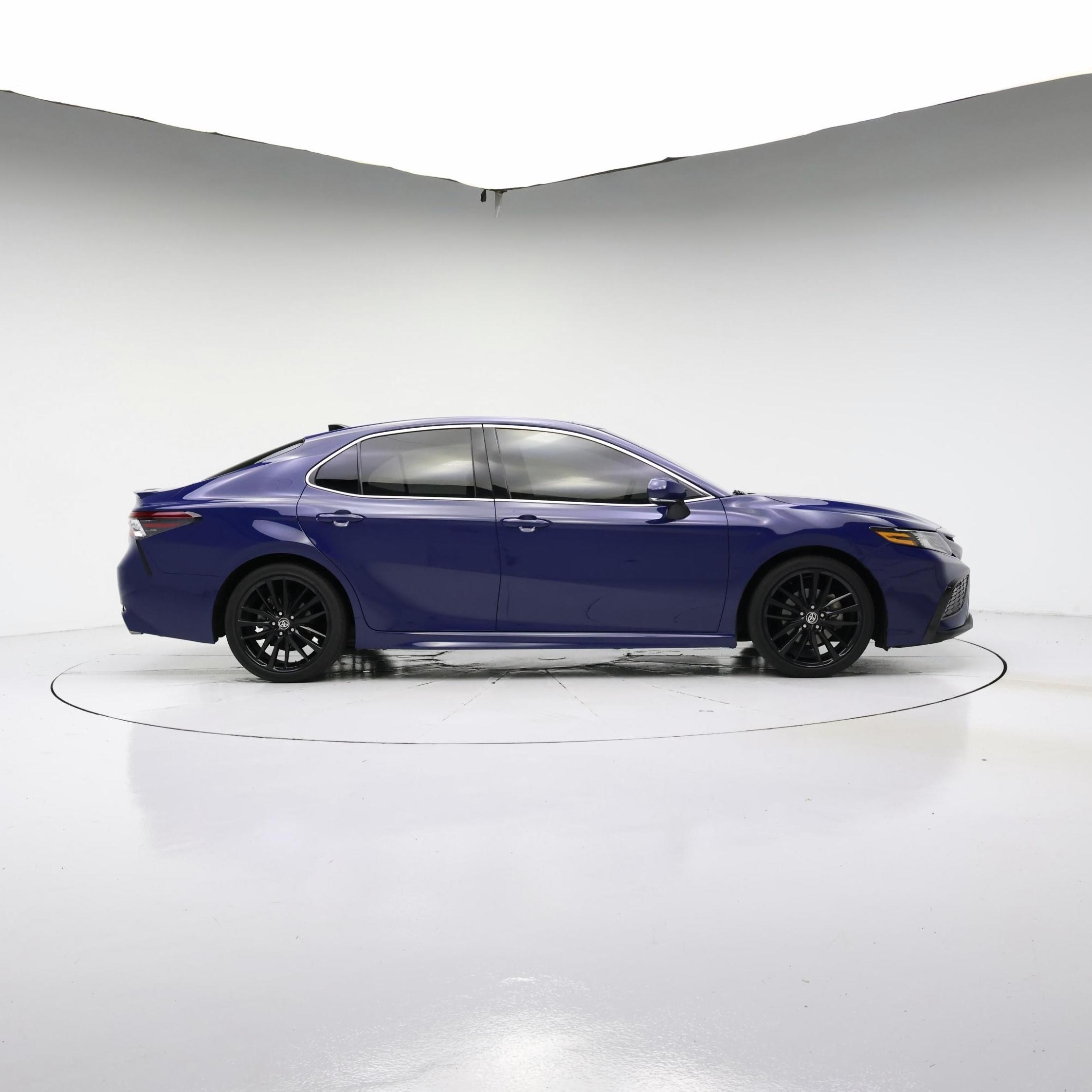 Thumbnail: 2023 Toyota Camry - 7