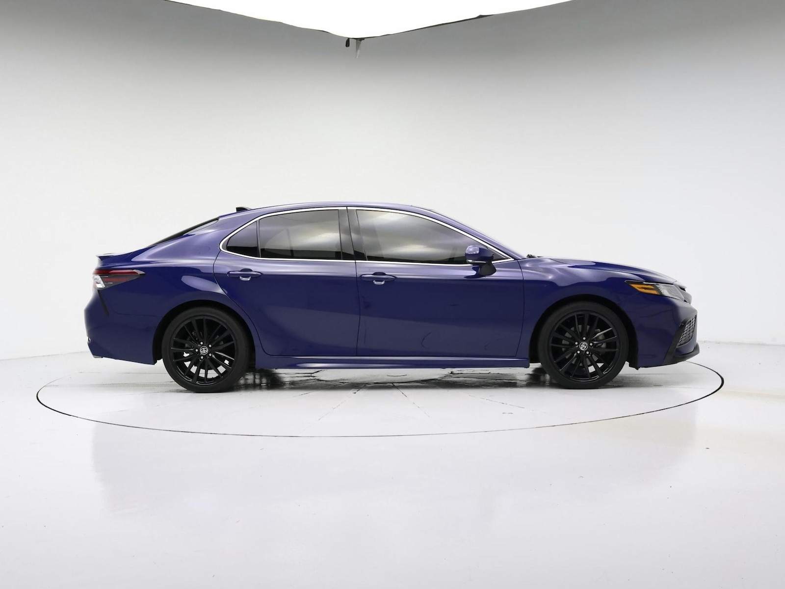 2023 Toyota Camry XSE - Photo 8