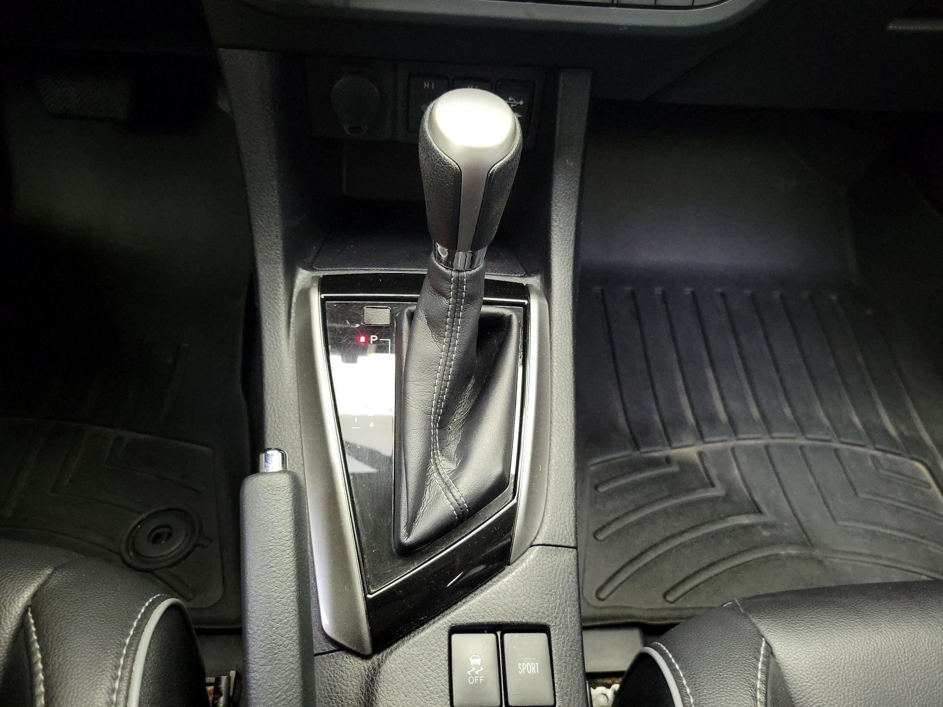 Thumbnail: 2016 Toyota Corolla - 17