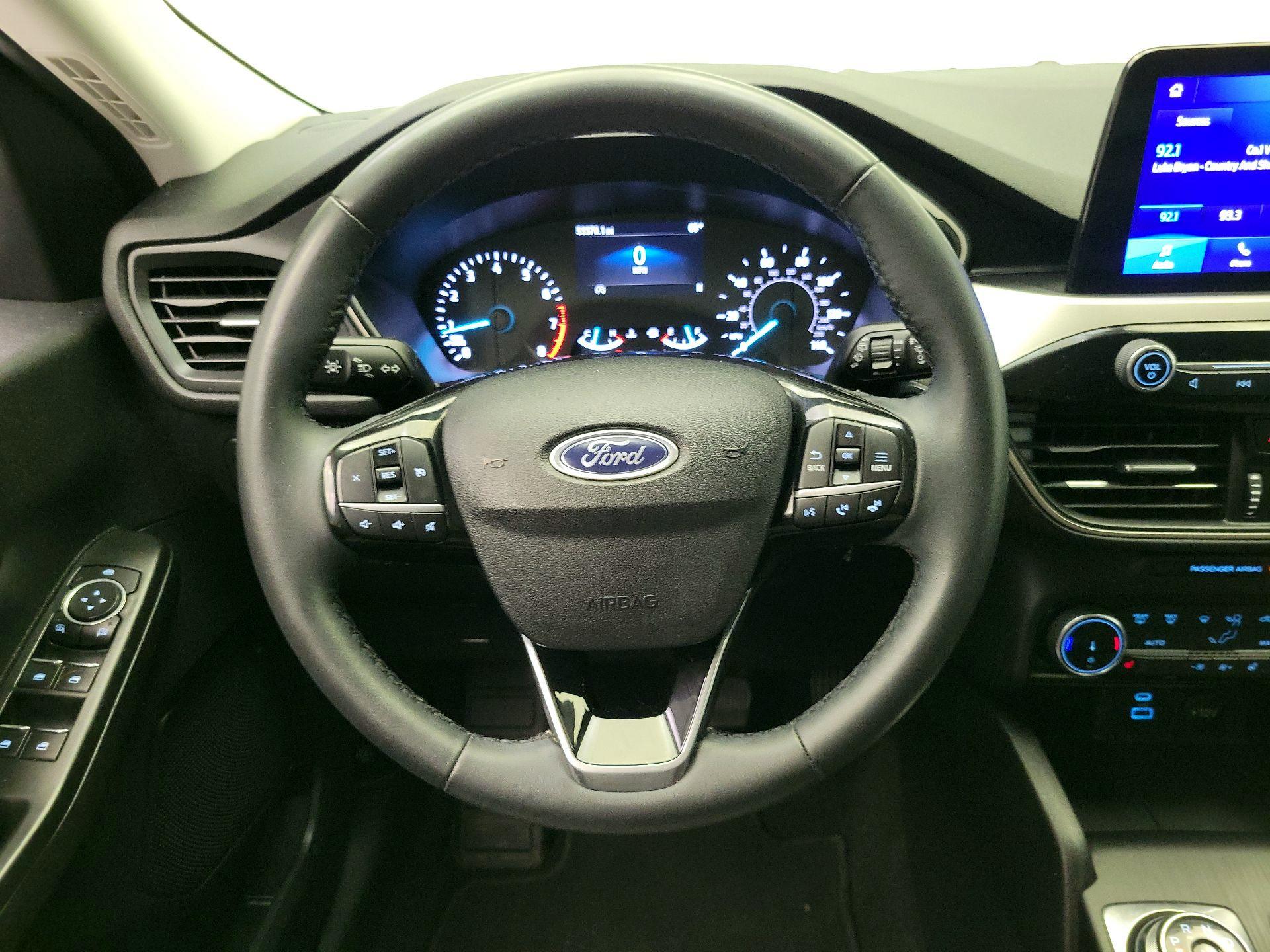 Thumbnail: 2022 Ford Escape - 10