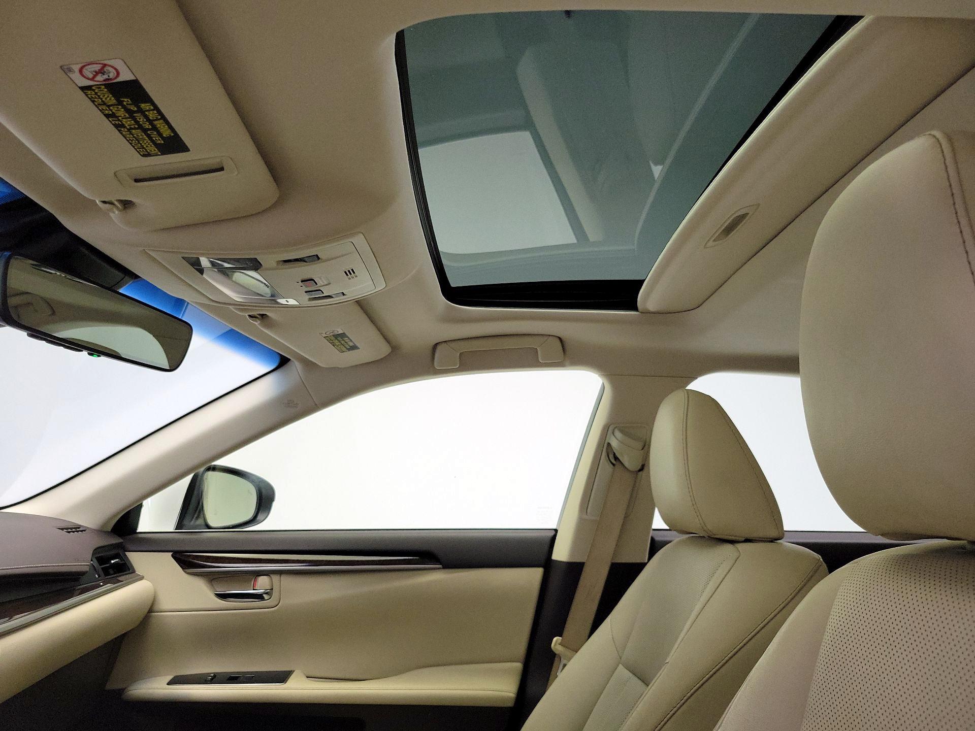 Thumbnail: 2016 Lexus ES - 20