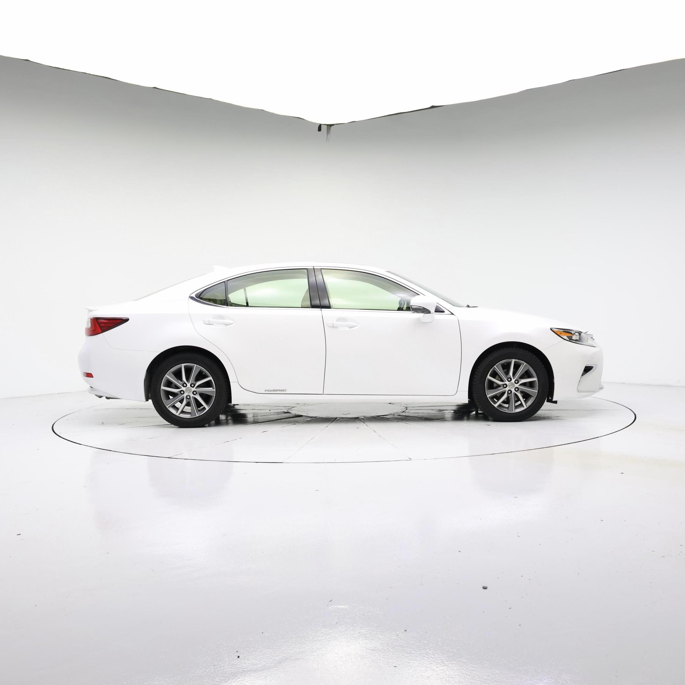 Thumbnail: 2016 Lexus ES - 7