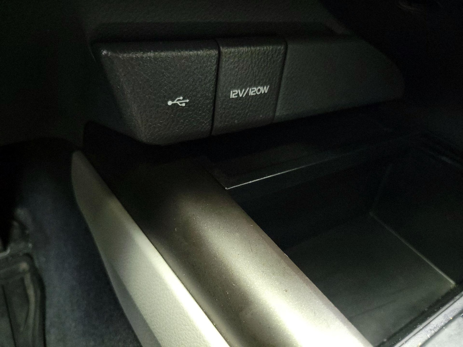 2023 Toyota Camry SE - Photo 20