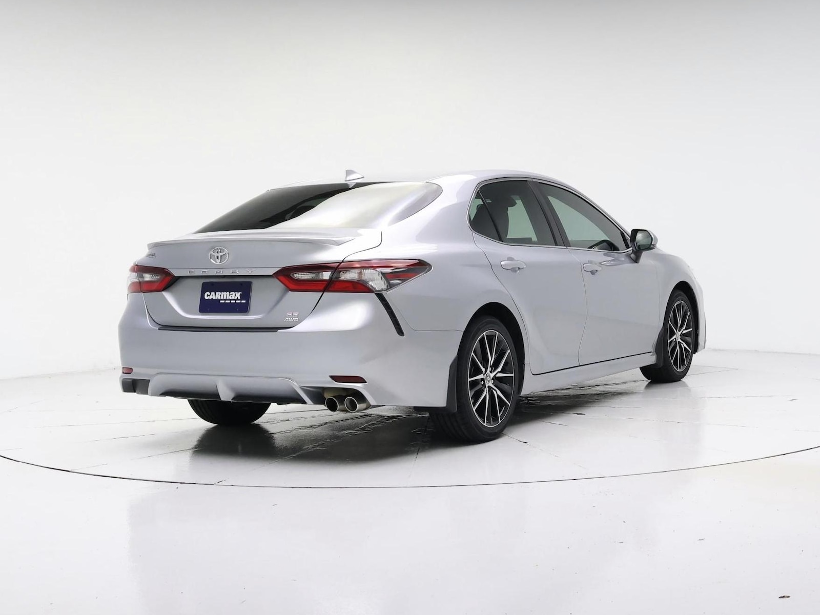 2023 Toyota Camry SE - Photo 9