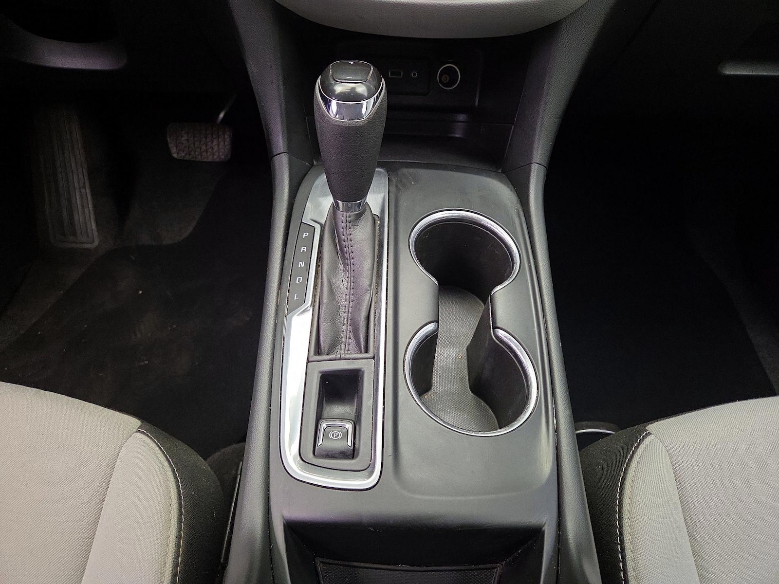 2020 Chevrolet Equinox LS - Photo 19