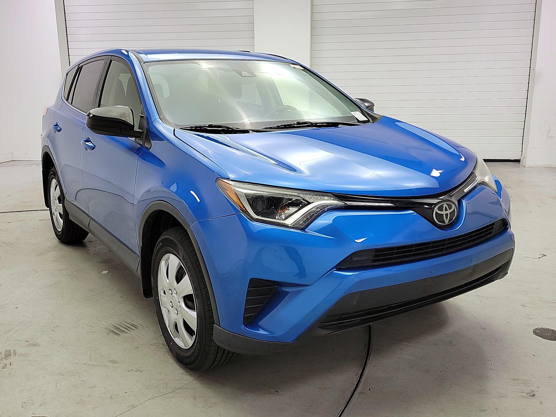 Thumbnail: 2018 Toyota RAV4 - 1