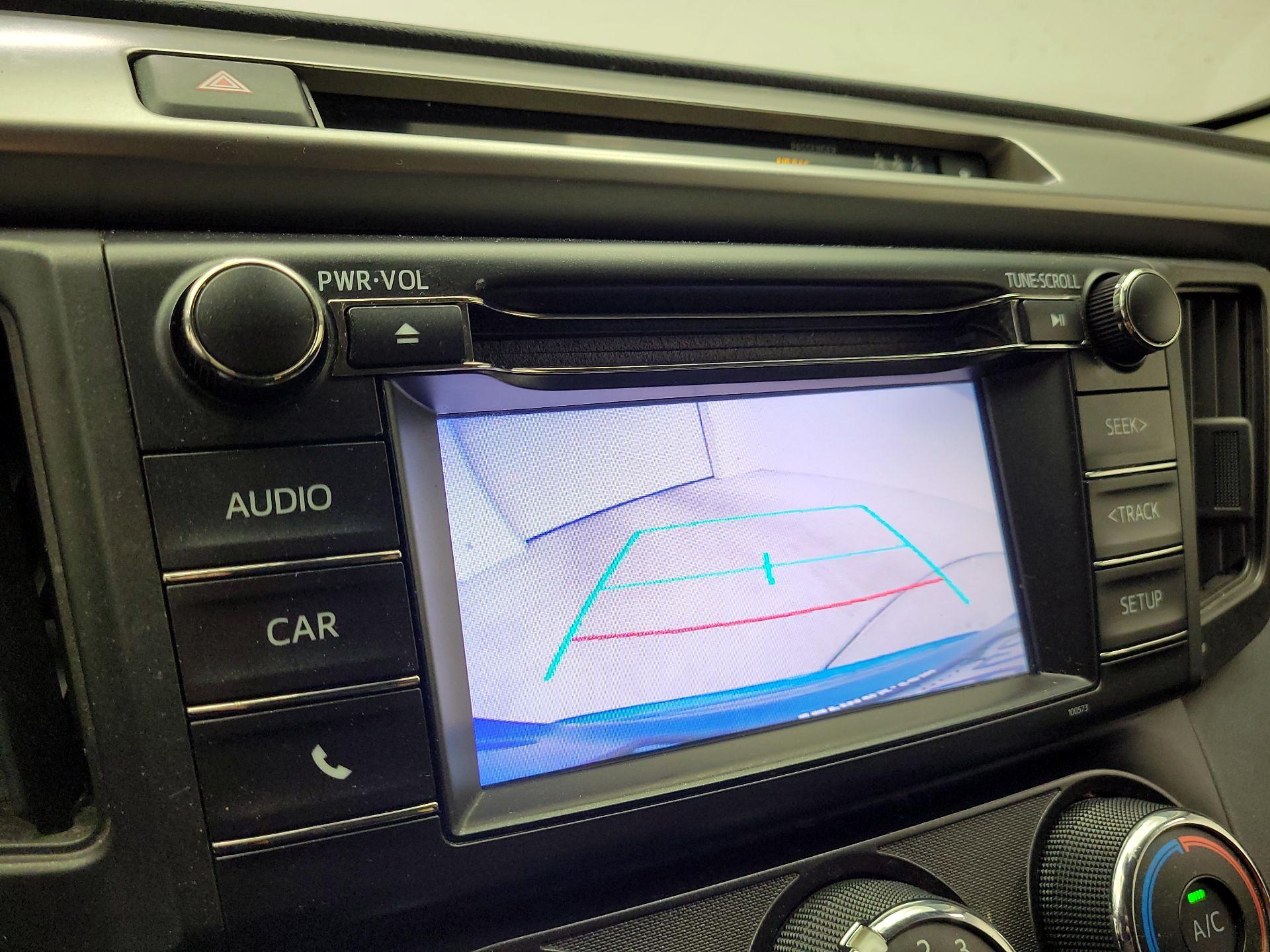 Thumbnail: 2018 Toyota RAV4 - 12