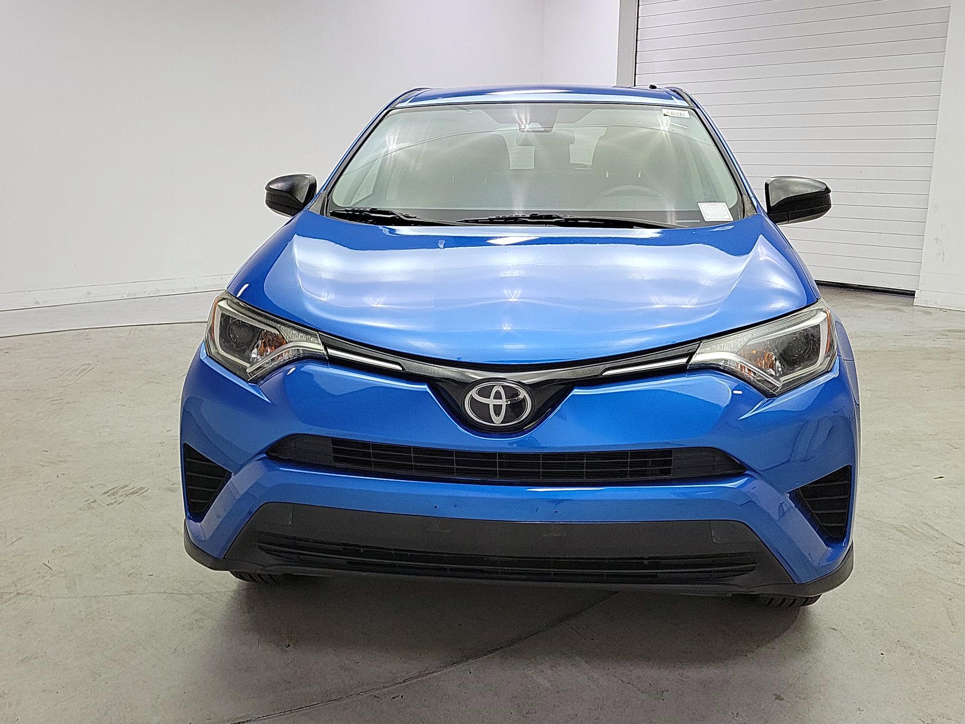 Thumbnail: 2018 Toyota RAV4 - 2