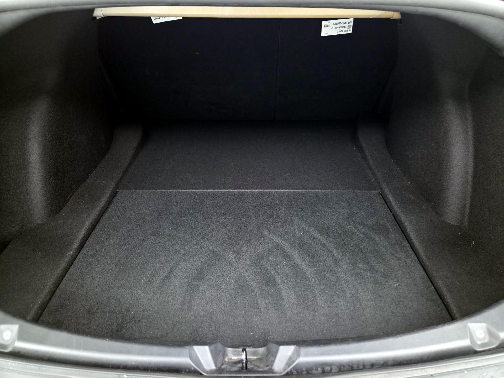 Thumbnail: 2020 Tesla Model 3 - 19