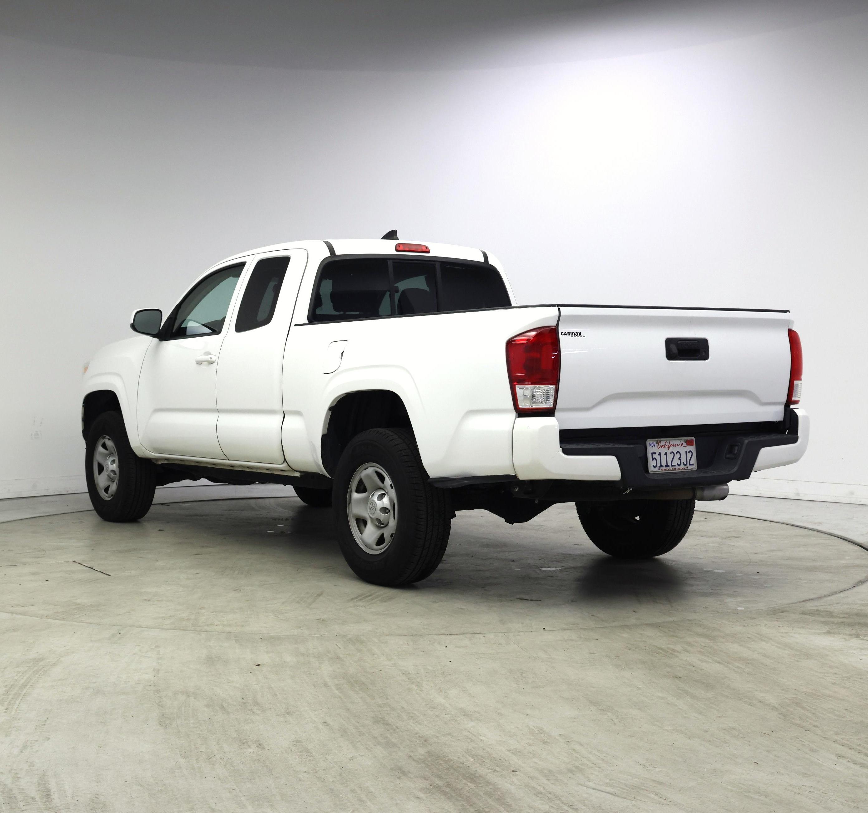 Thumbnail: 2017 Toyota Tacoma - 2