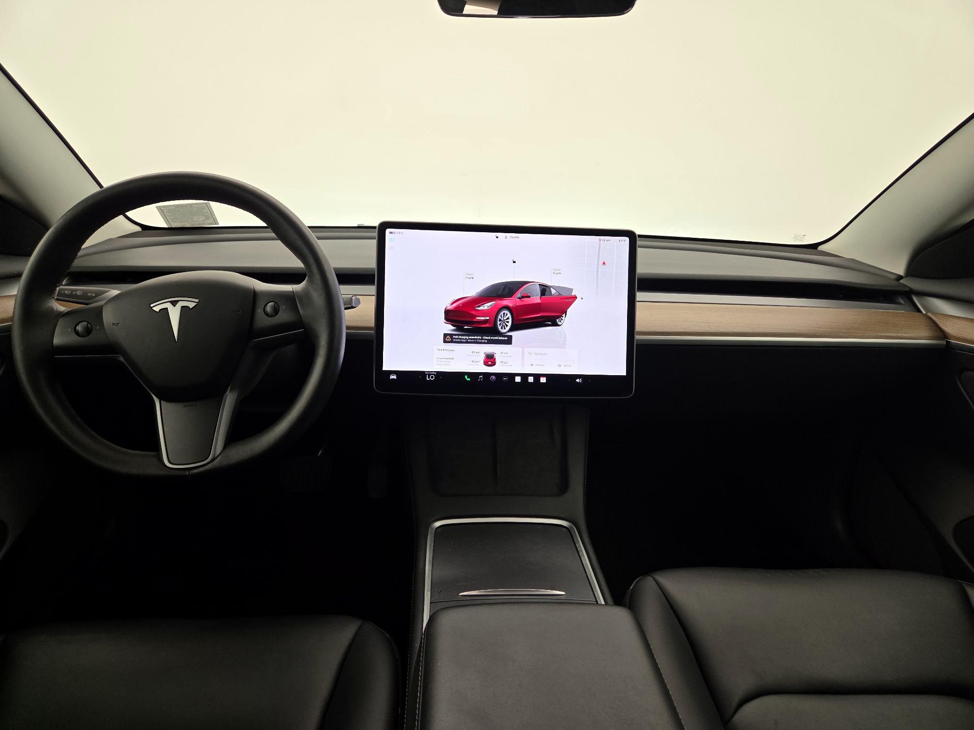 Thumbnail: 2023 Tesla Model 3 - 9