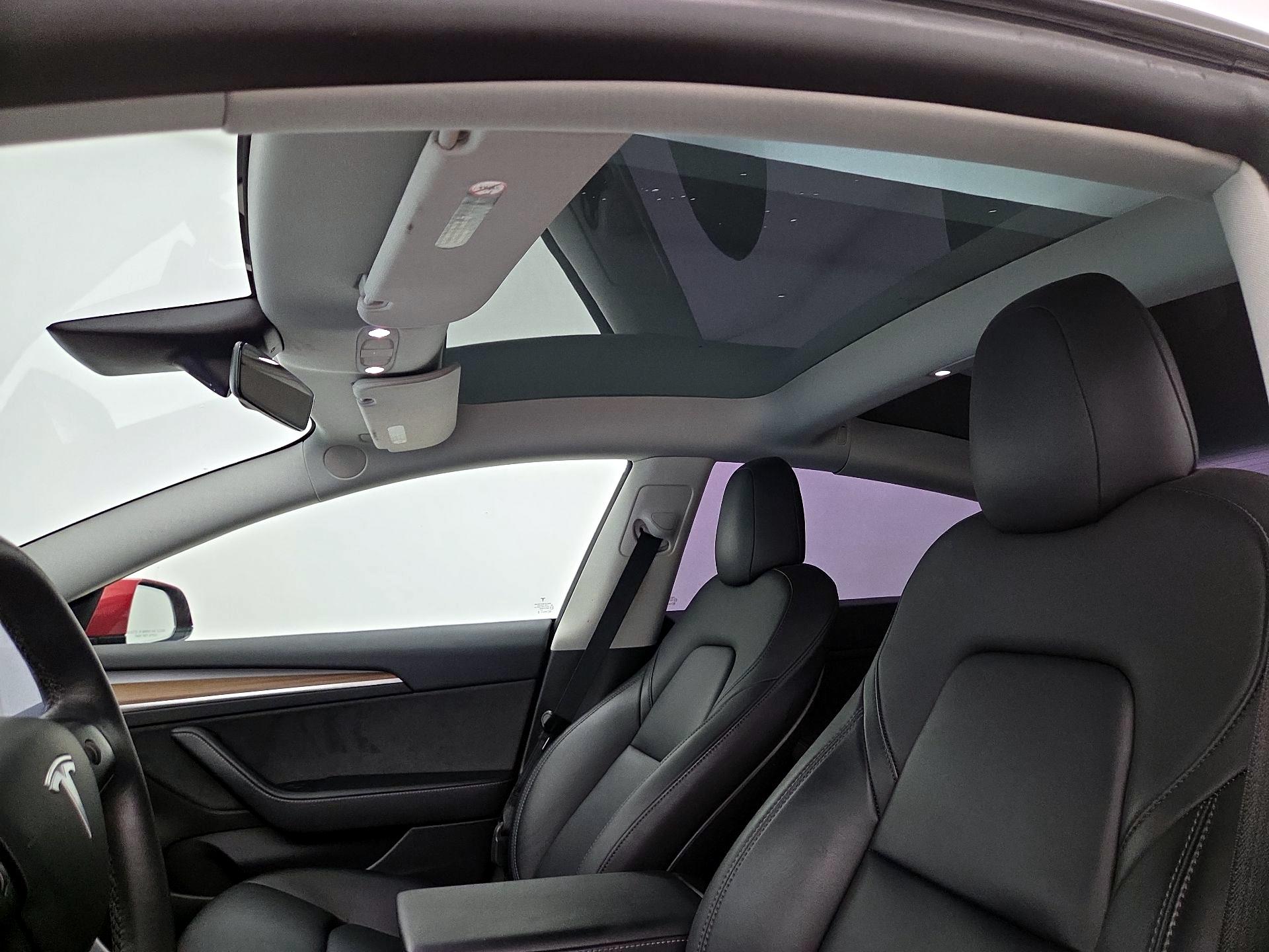 Thumbnail: 2023 Tesla Model 3 - 18