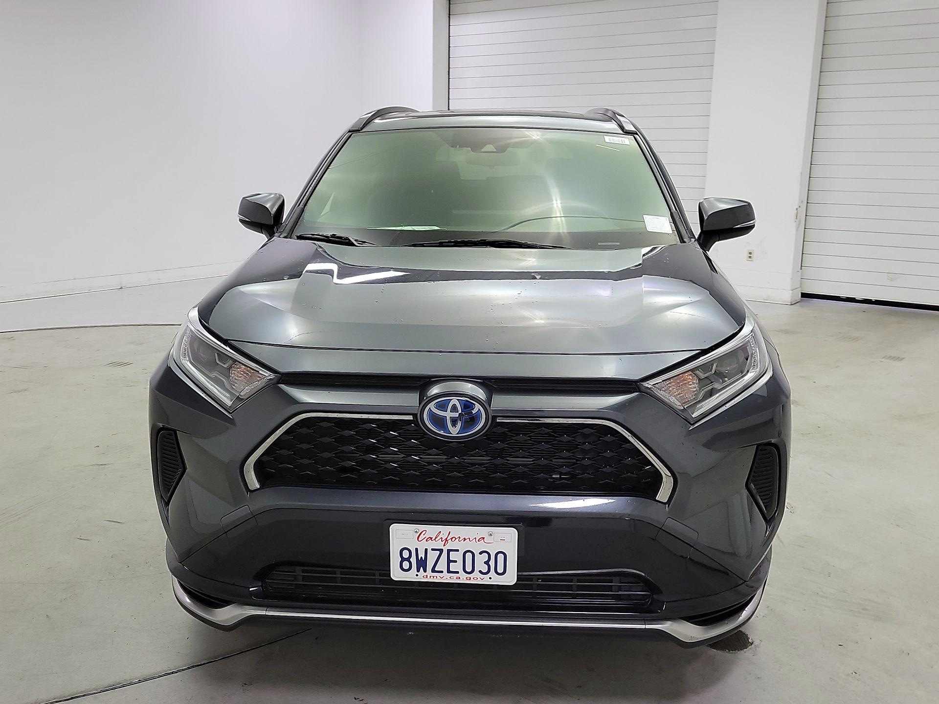 Thumbnail: 2021 Toyota RAV4 - 2