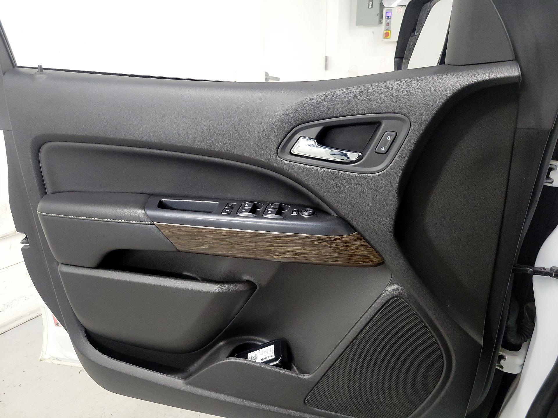 Thumbnail: 2018 GMC Canyon - 12