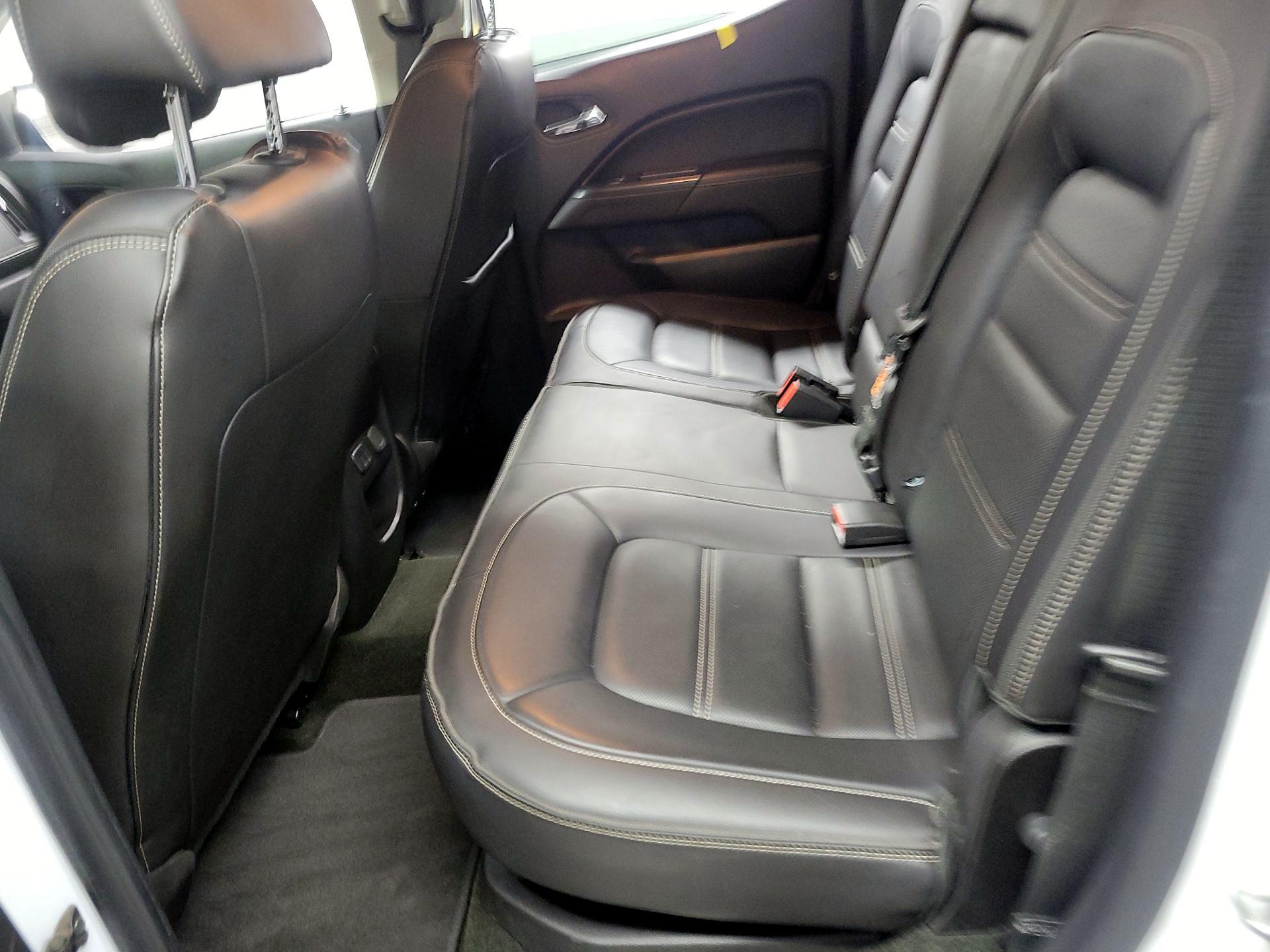 Thumbnail: 2018 GMC Canyon - 16