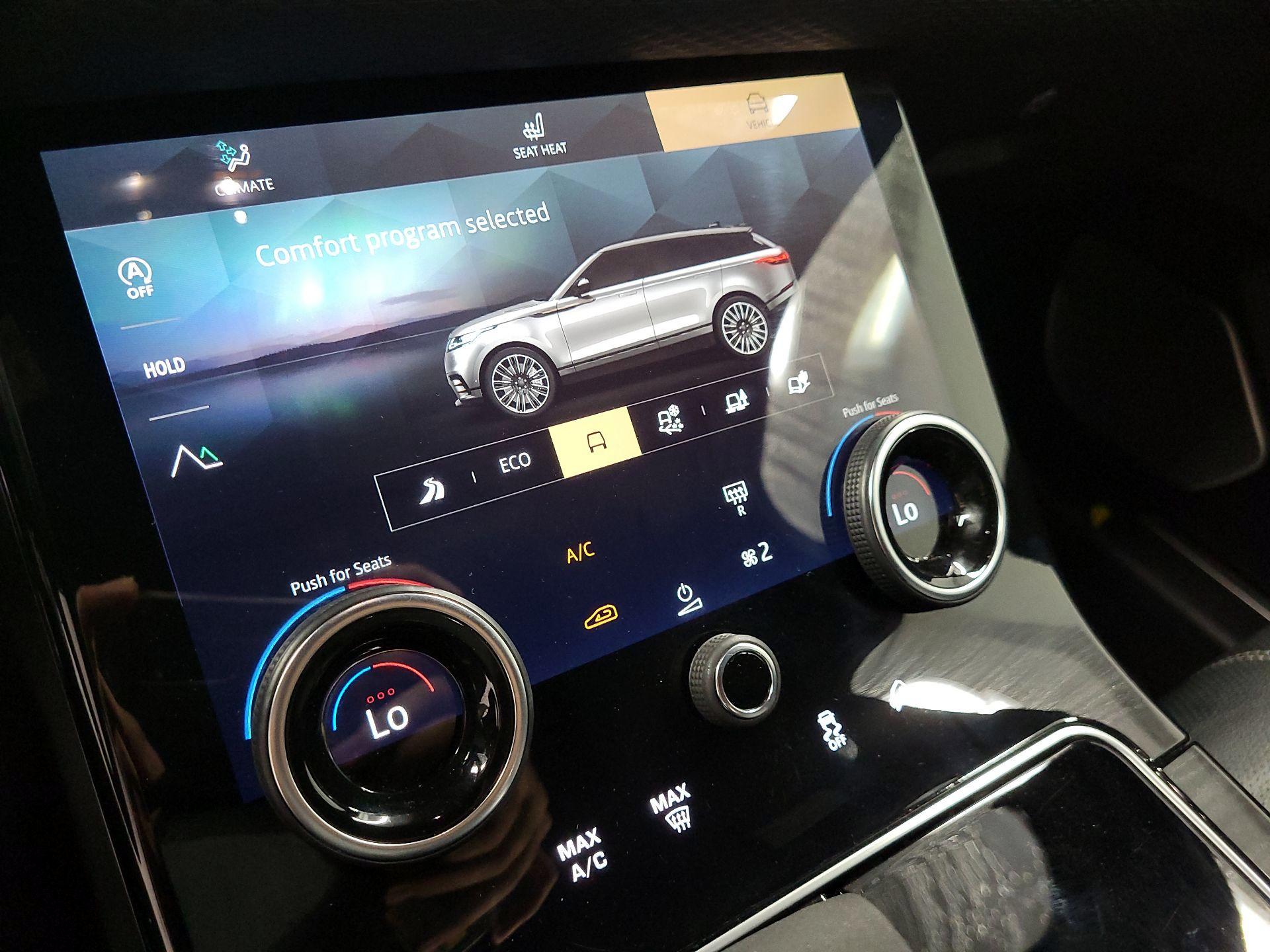 Thumbnail: 2021 Land Rover Range Rover Velar - 14