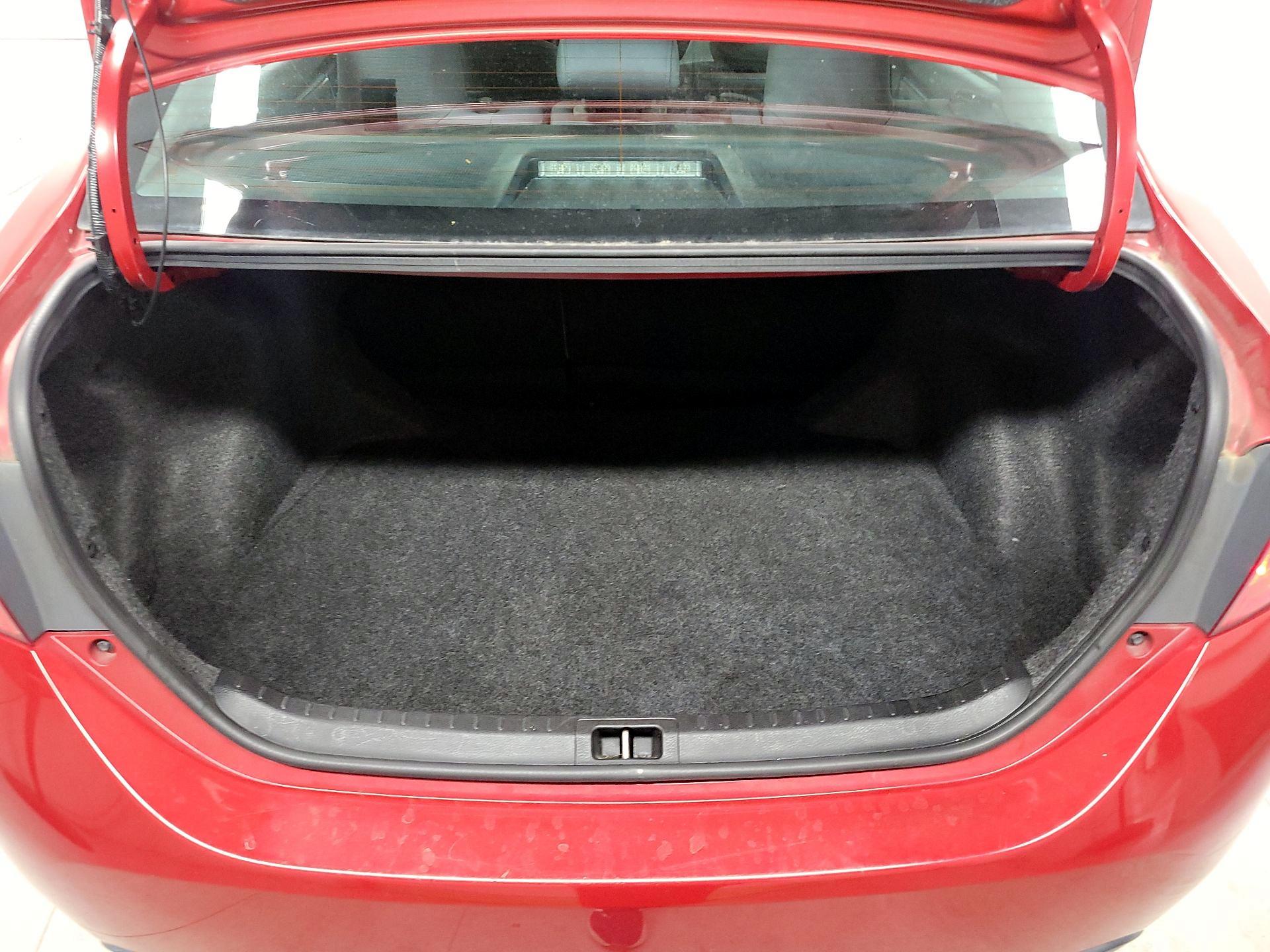 Thumbnail: 2016 Toyota Corolla - 16