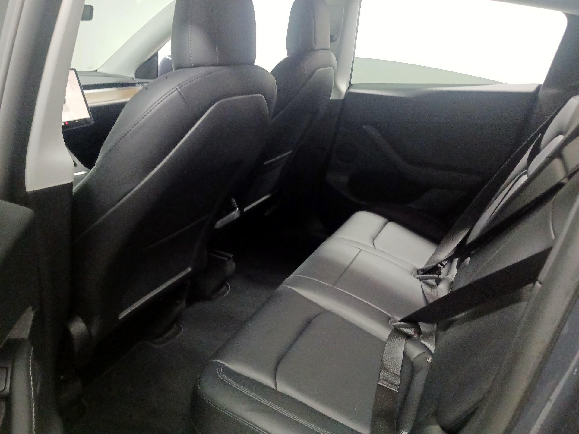 Thumbnail: 2022 Tesla Model Y - 16