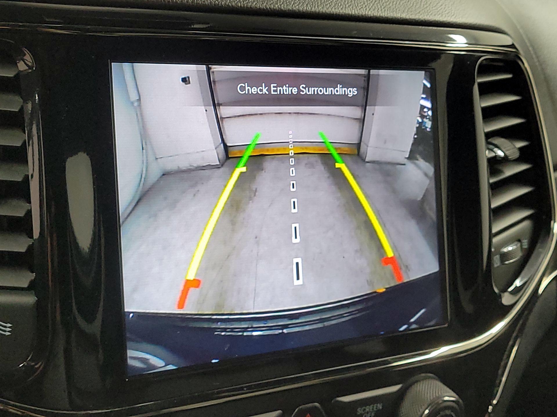 Thumbnail: 2020 Jeep Grand Cherokee - 13