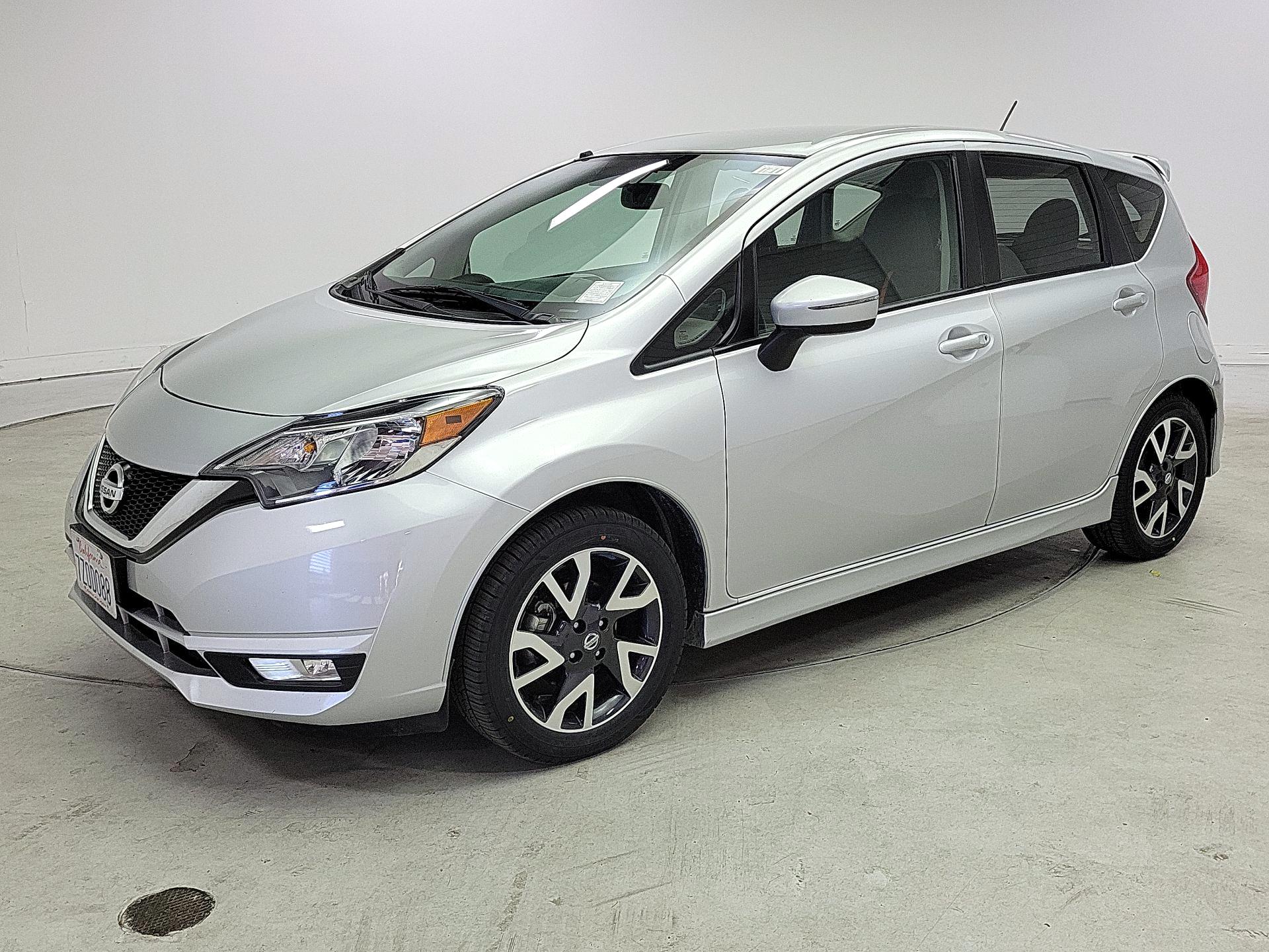 Thumbnail: 2017 Nissan Versa Note - 3