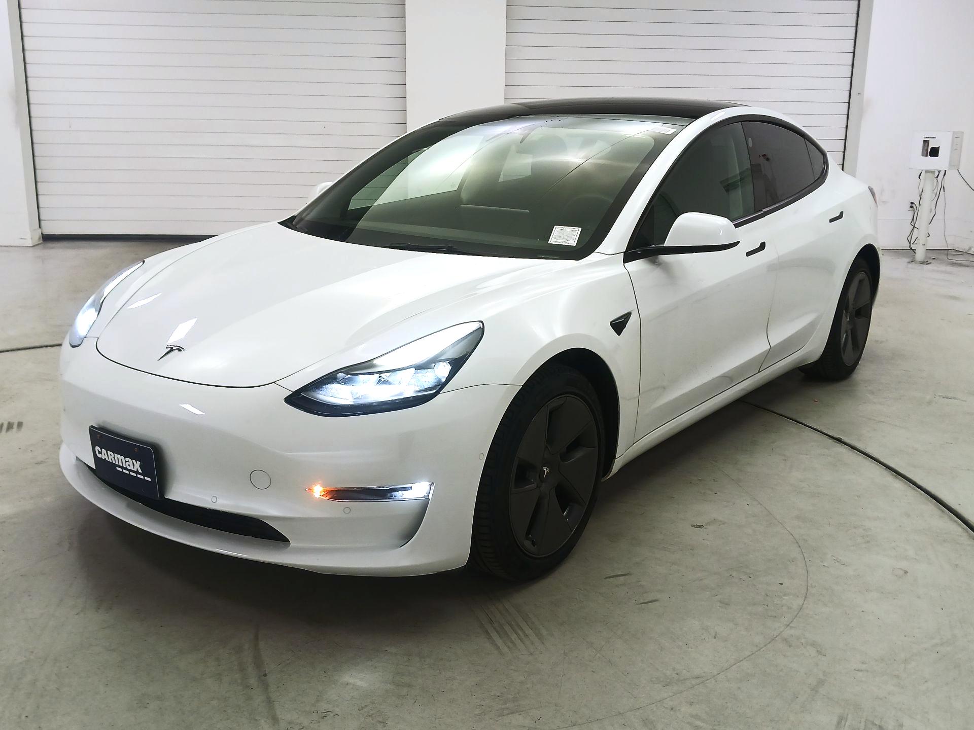 Thumbnail: 2022 Tesla Model 3 - 3