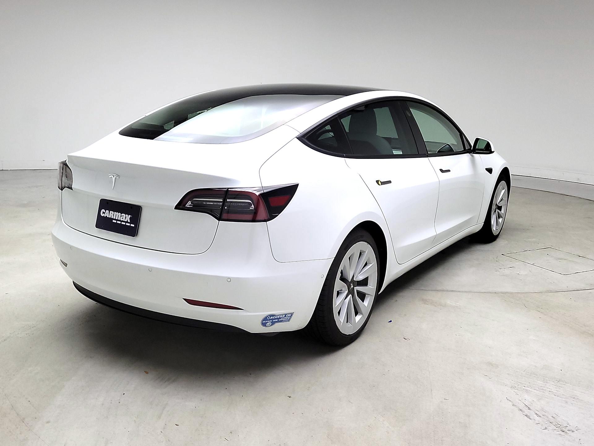 Thumbnail: 2021 Tesla Model 3 - 5