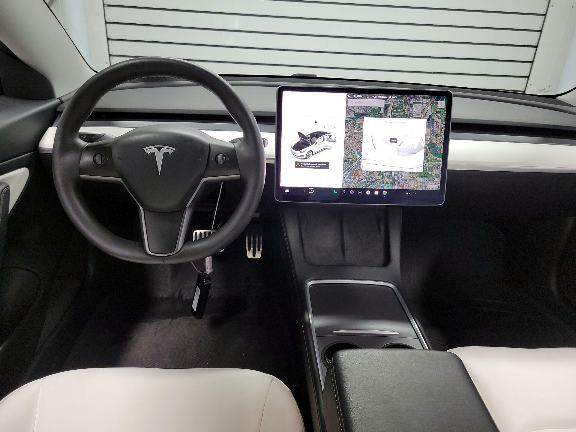 Thumbnail: 2021 Tesla Model 3 - 8