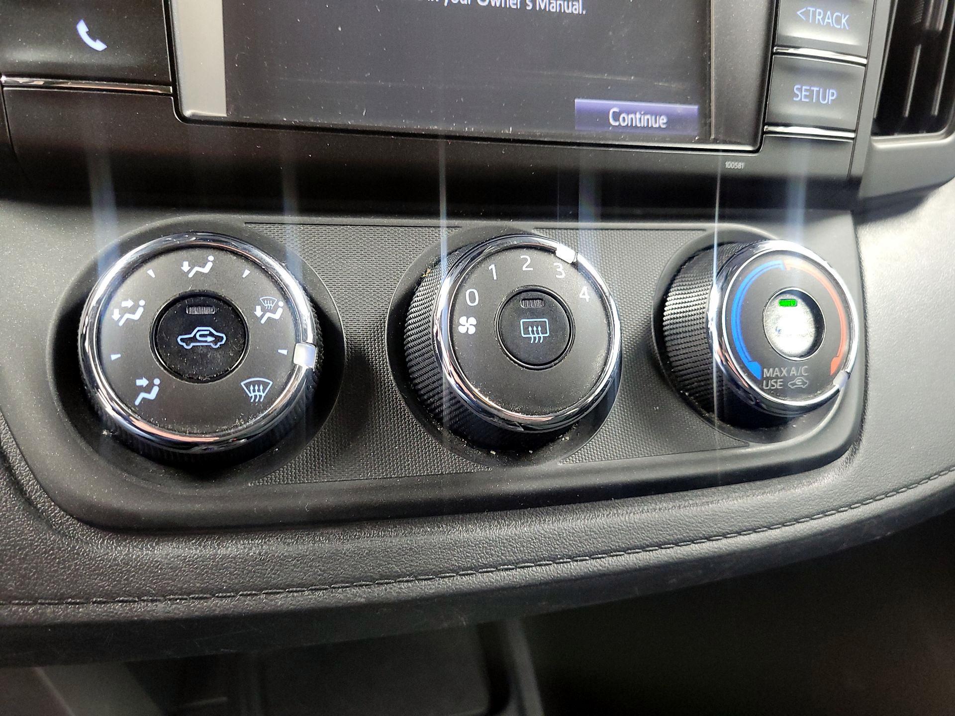 Thumbnail: 2017 Toyota RAV4 - 13