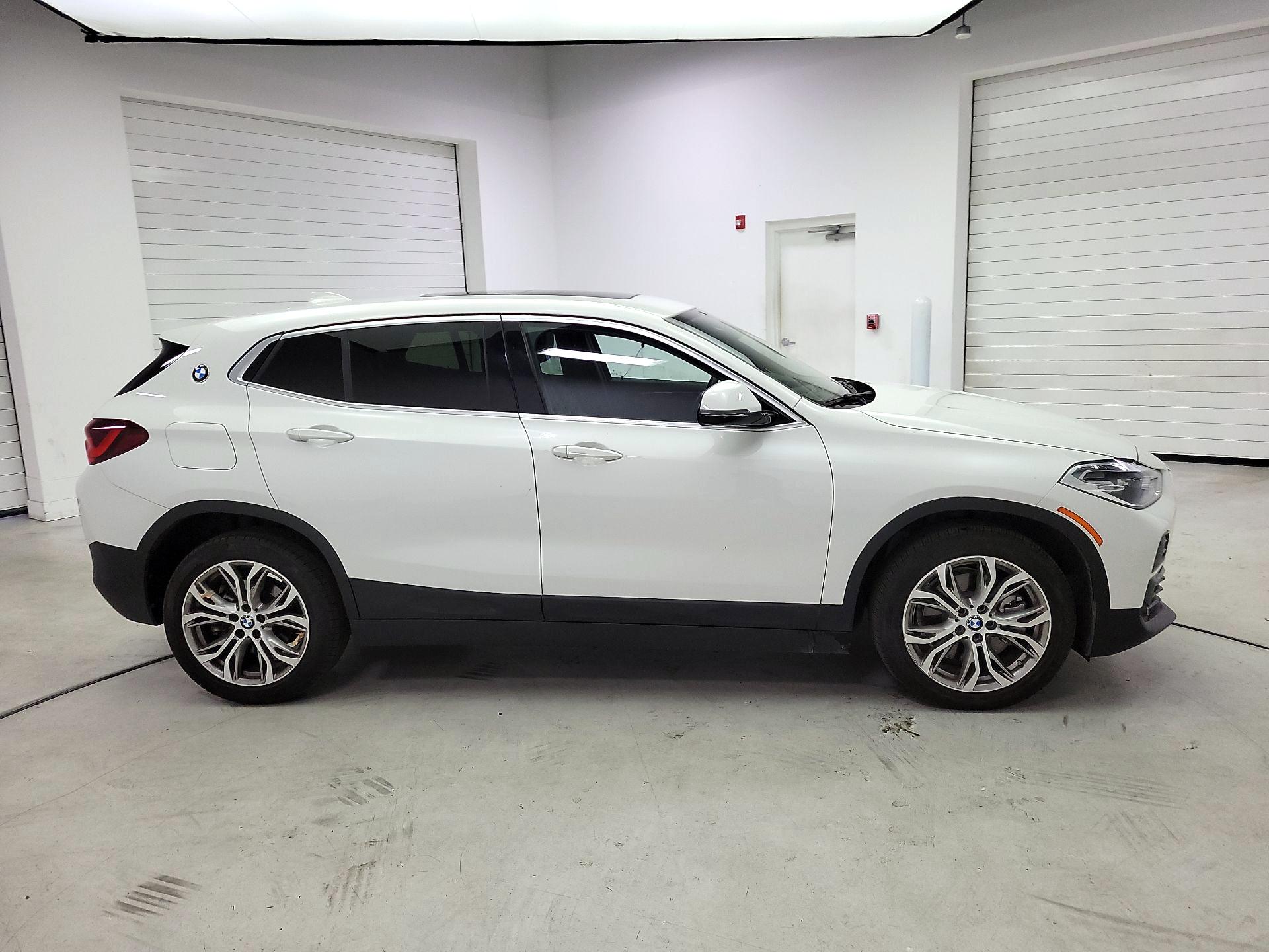 Thumbnail: 2022 BMW X2 - 4