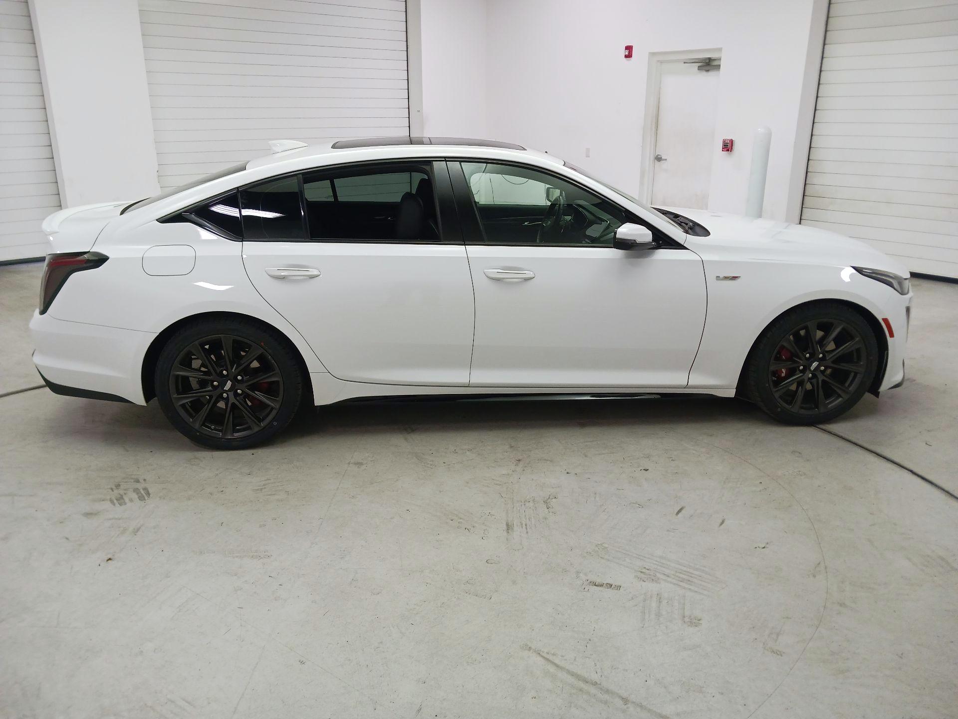 Thumbnail: 2022 Cadillac CT5 - 4