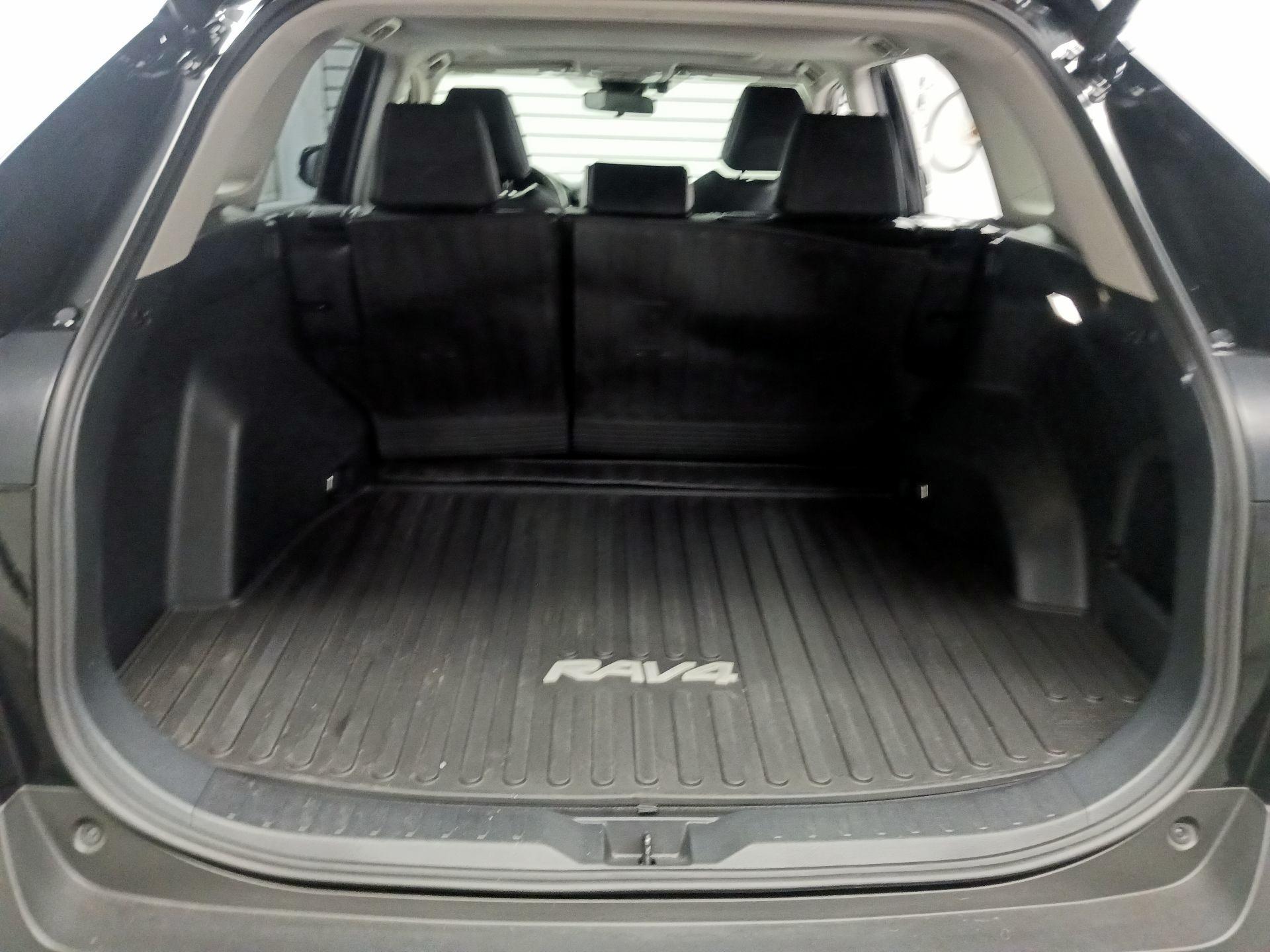 Thumbnail: 2024 Toyota RAV4 - 19