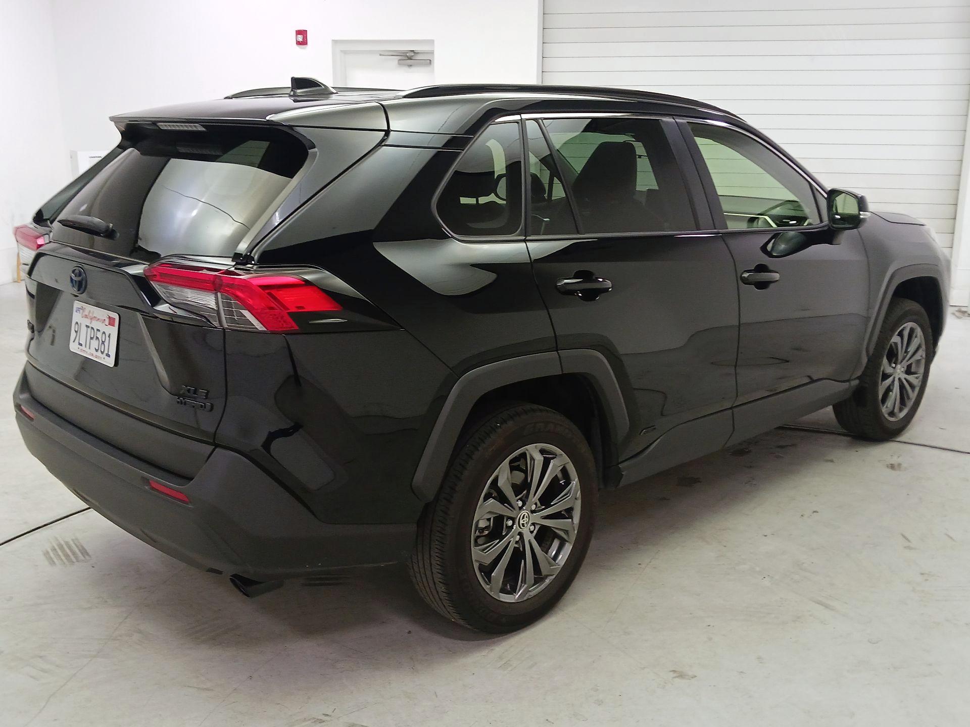 Thumbnail: 2024 Toyota RAV4 - 5