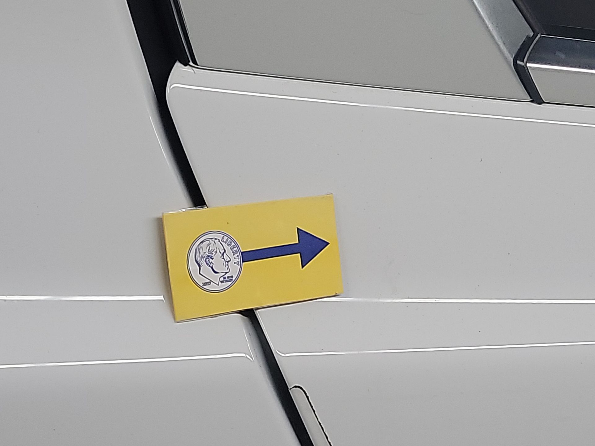 Thumbnail: 2020 Jaguar XE - 20