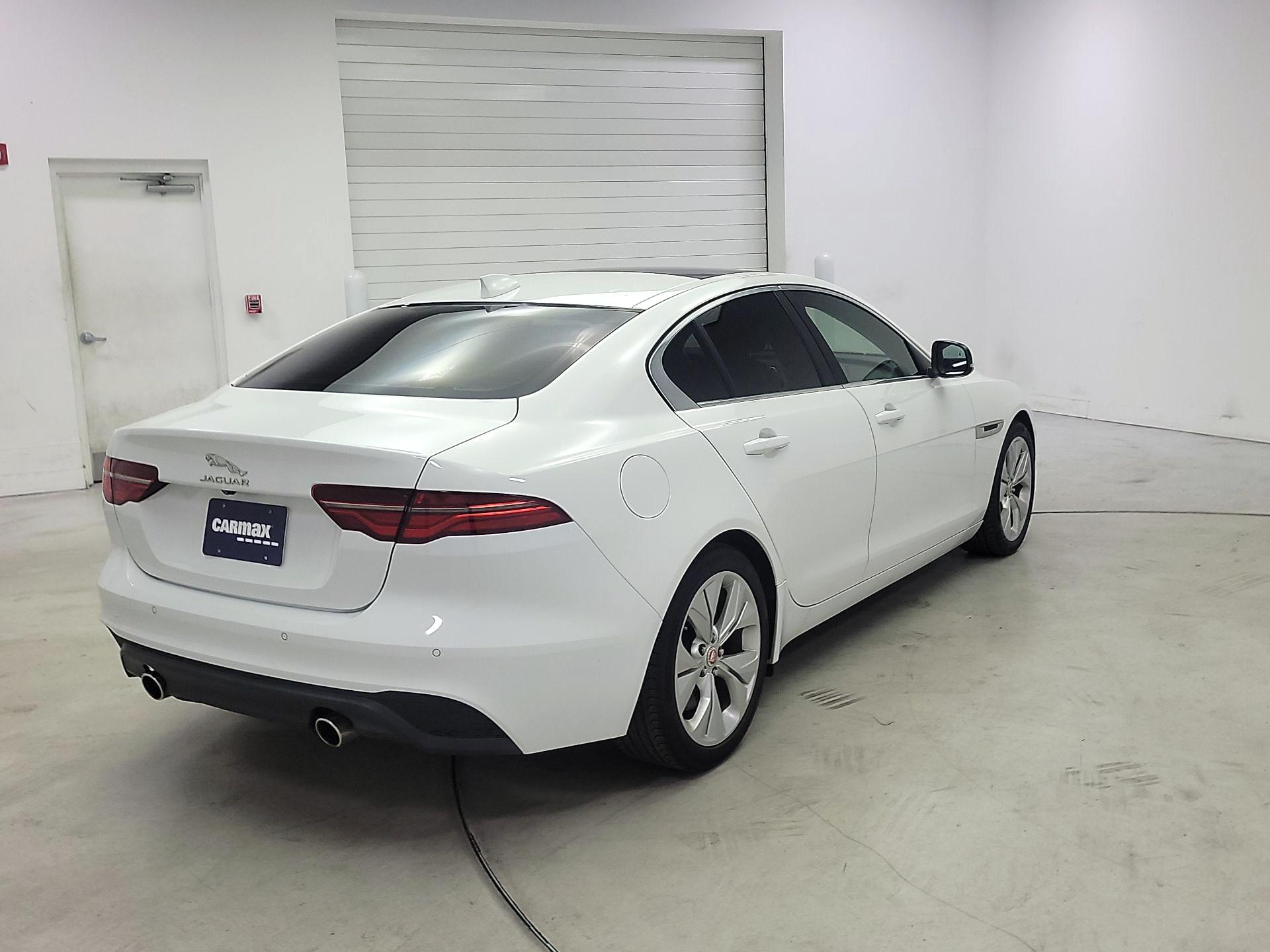 Thumbnail: 2020 Jaguar XE - 5