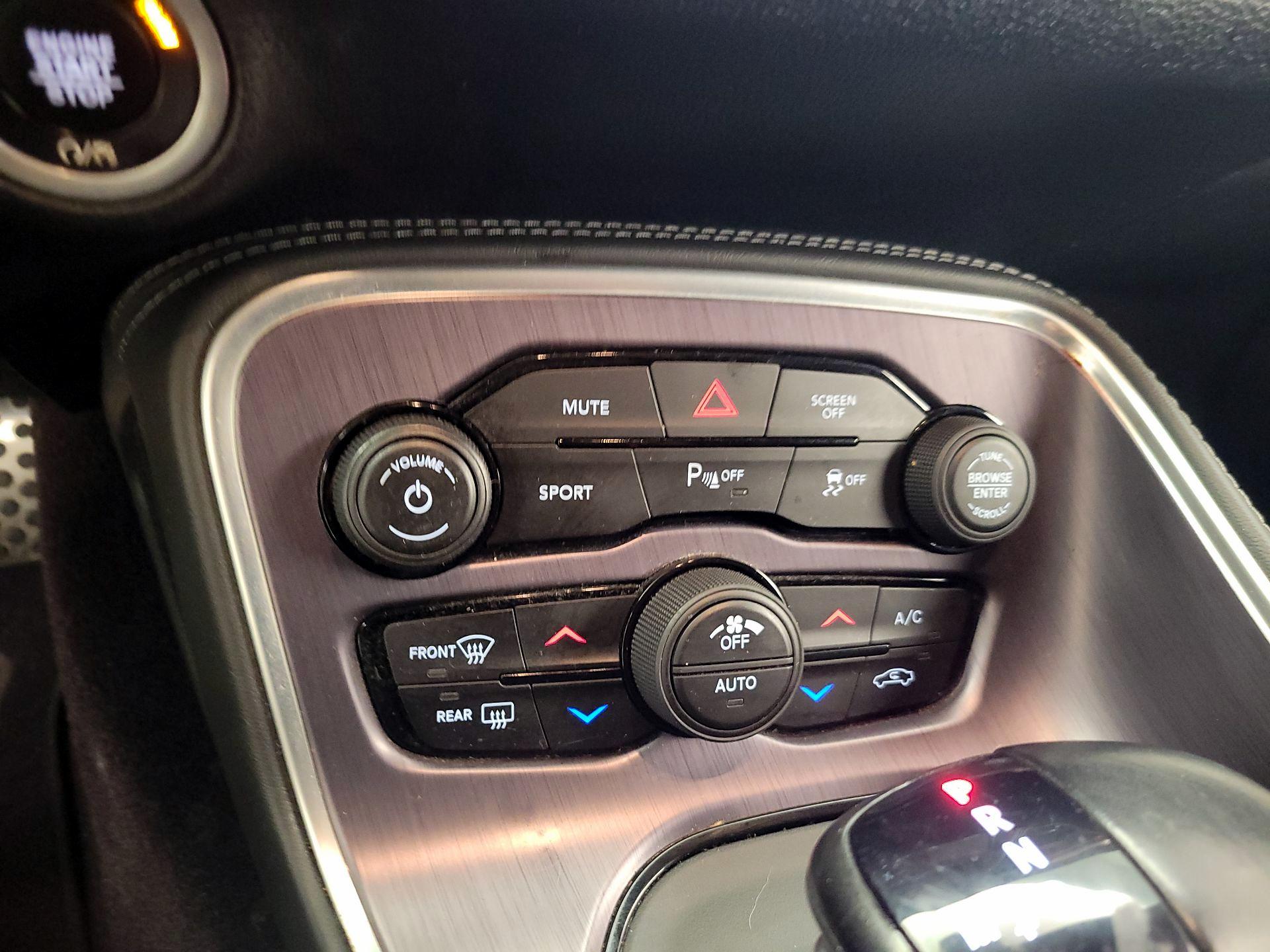 Thumbnail: 2018 Dodge Challenger - 16