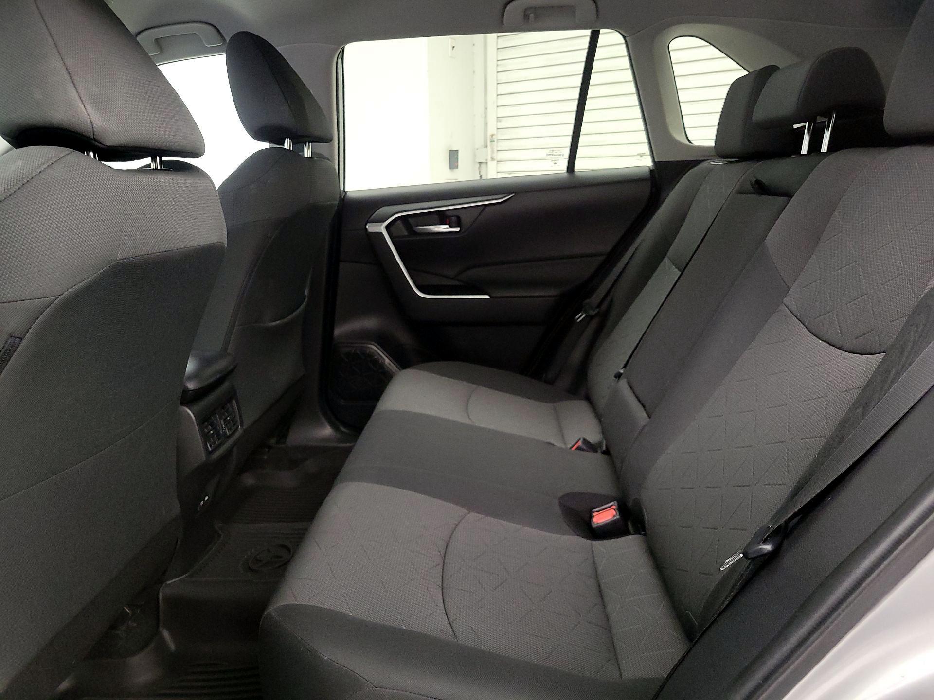 Thumbnail: 2023 Toyota RAV4 - 20