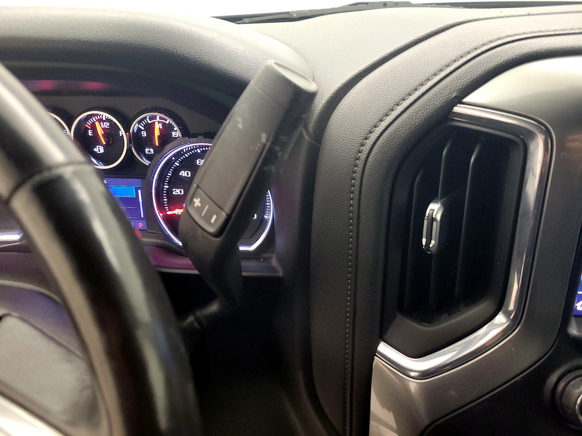 Thumbnail: 2022 Chevrolet Silverado 1500 - 17