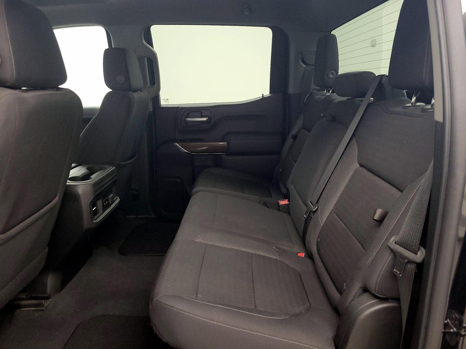 Thumbnail: 2022 Chevrolet Silverado 1500 - 19