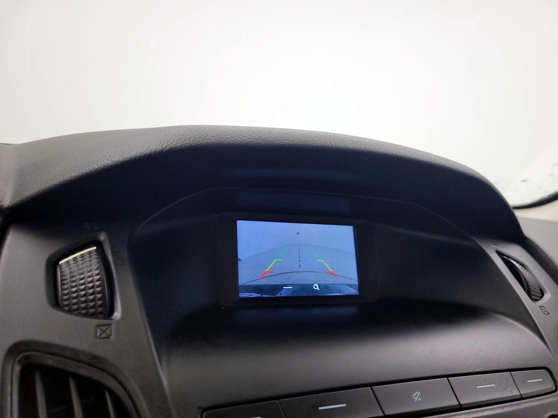 Thumbnail: 2018 Ford Focus - 14