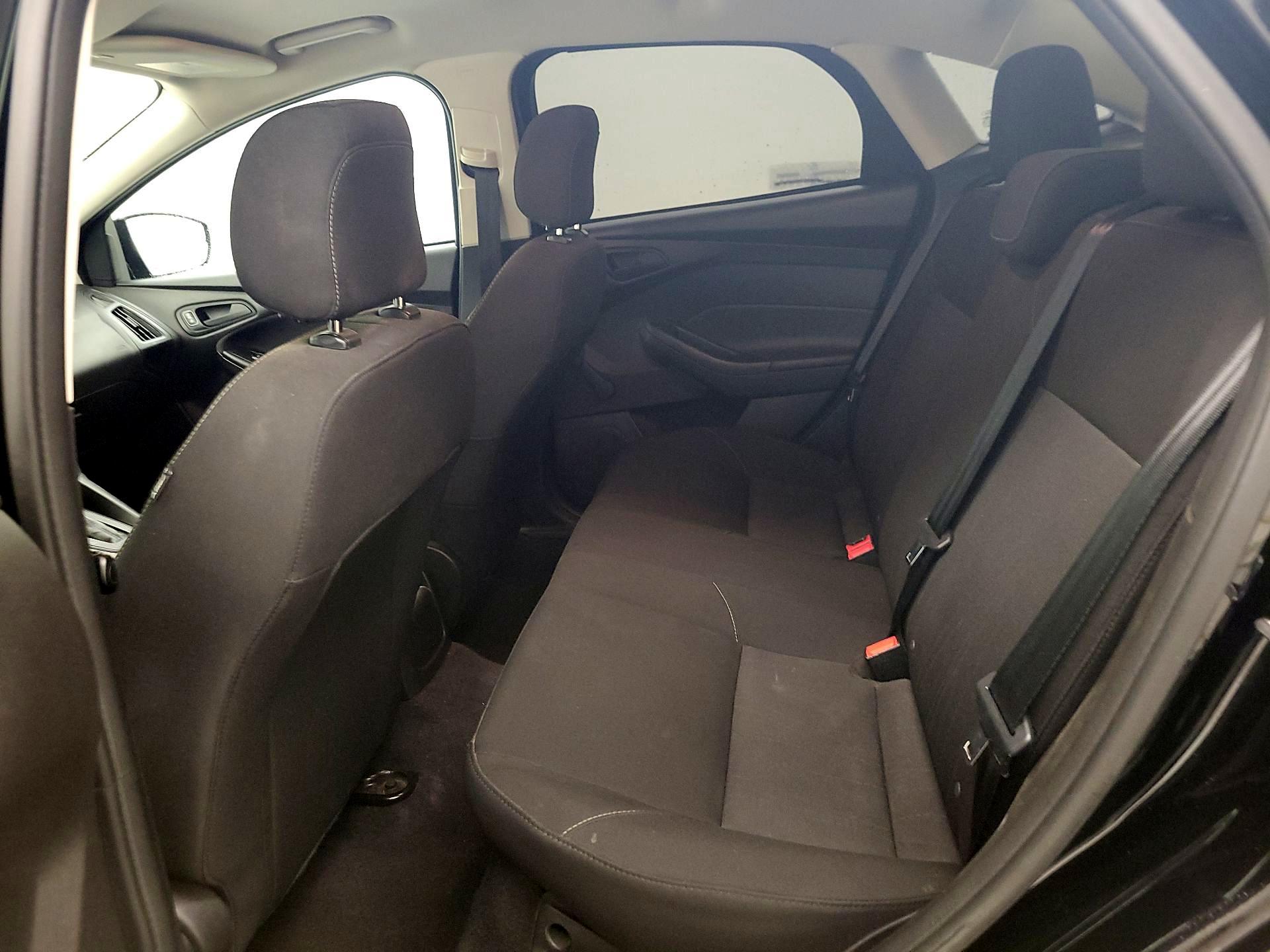 Thumbnail: 2018 Ford Focus - 19