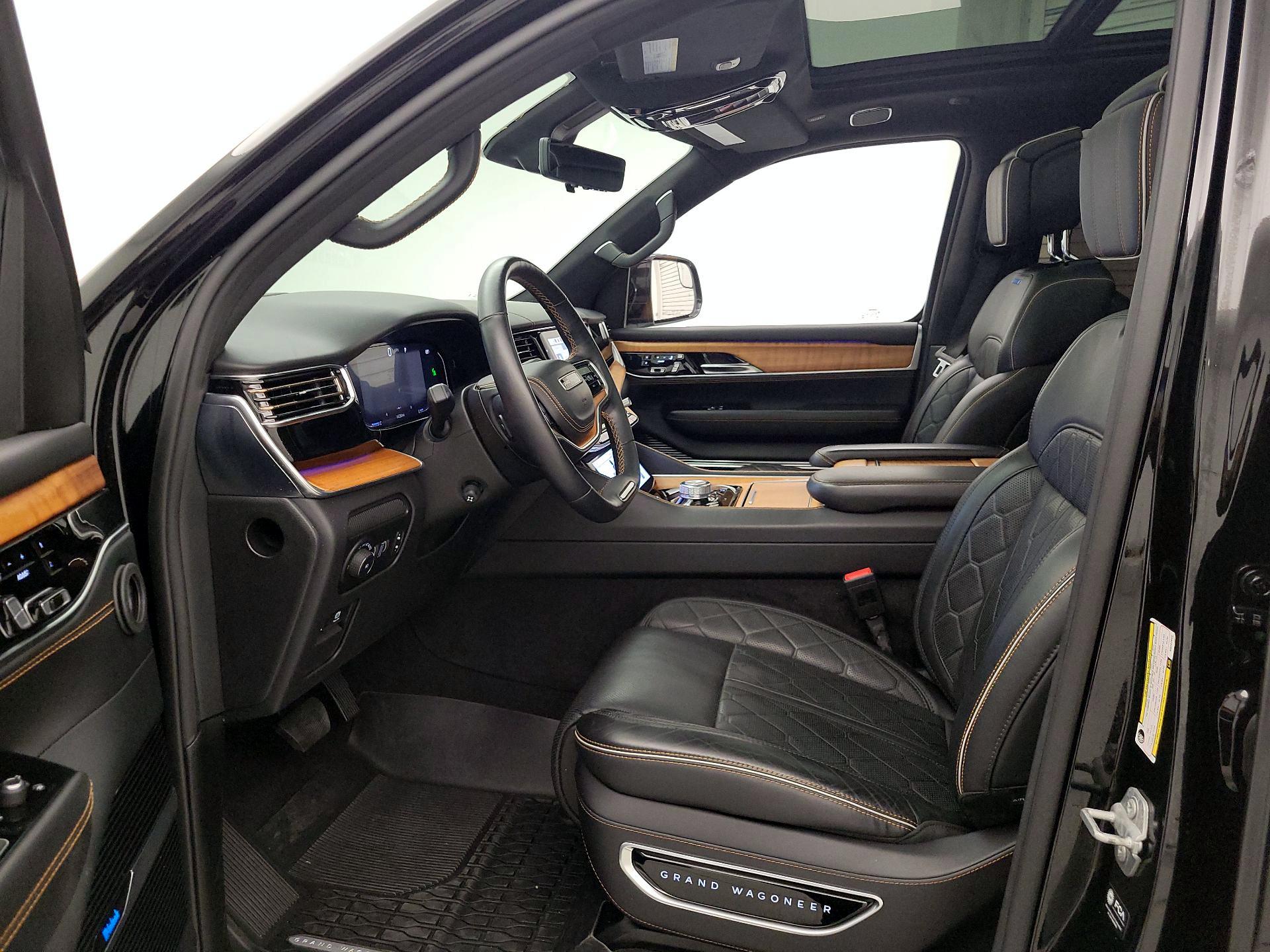 Thumbnail: 2022 Jeep Grand Wagoneer - 11