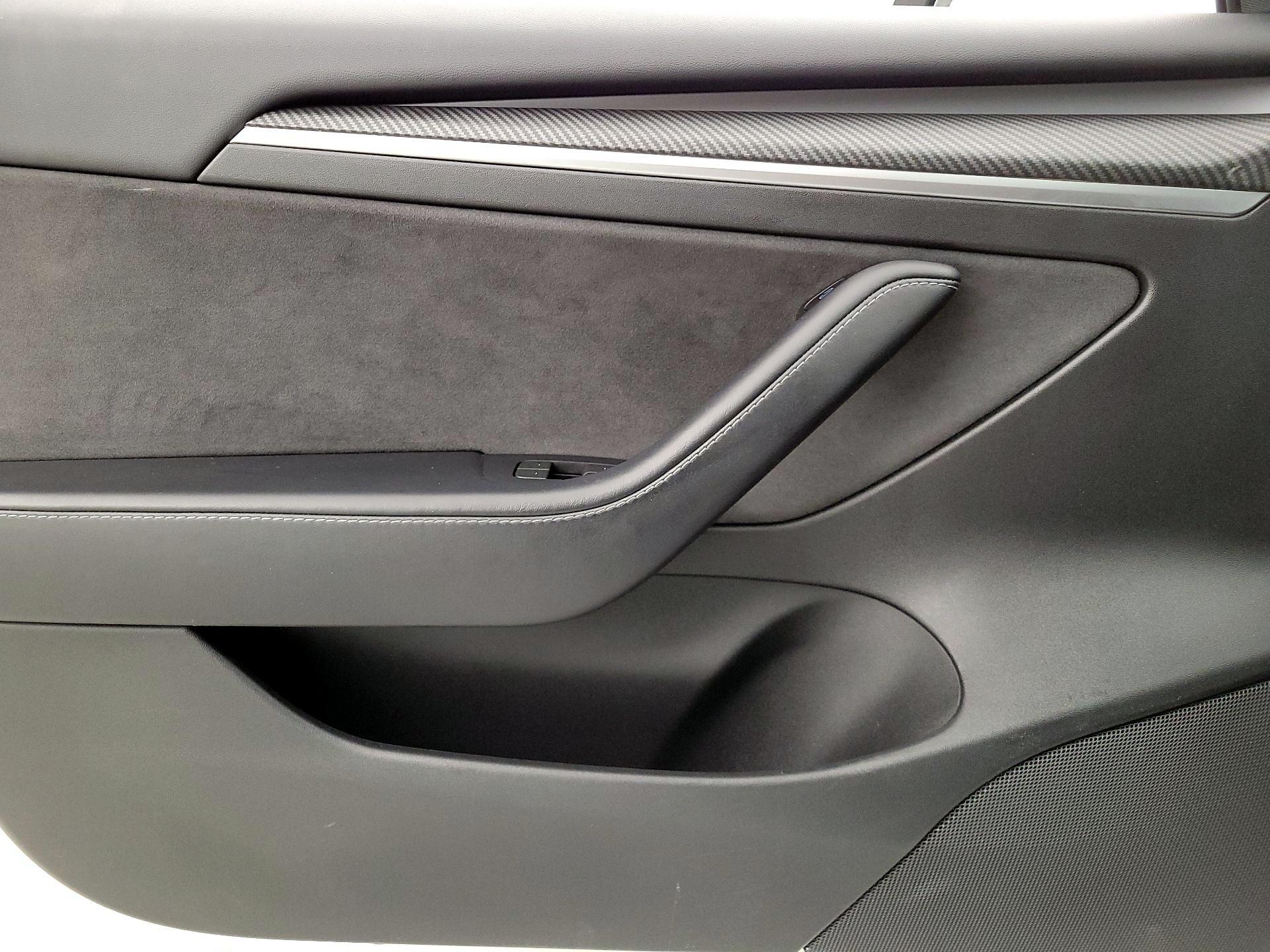 Thumbnail: 2023 Tesla Model 3 - 12