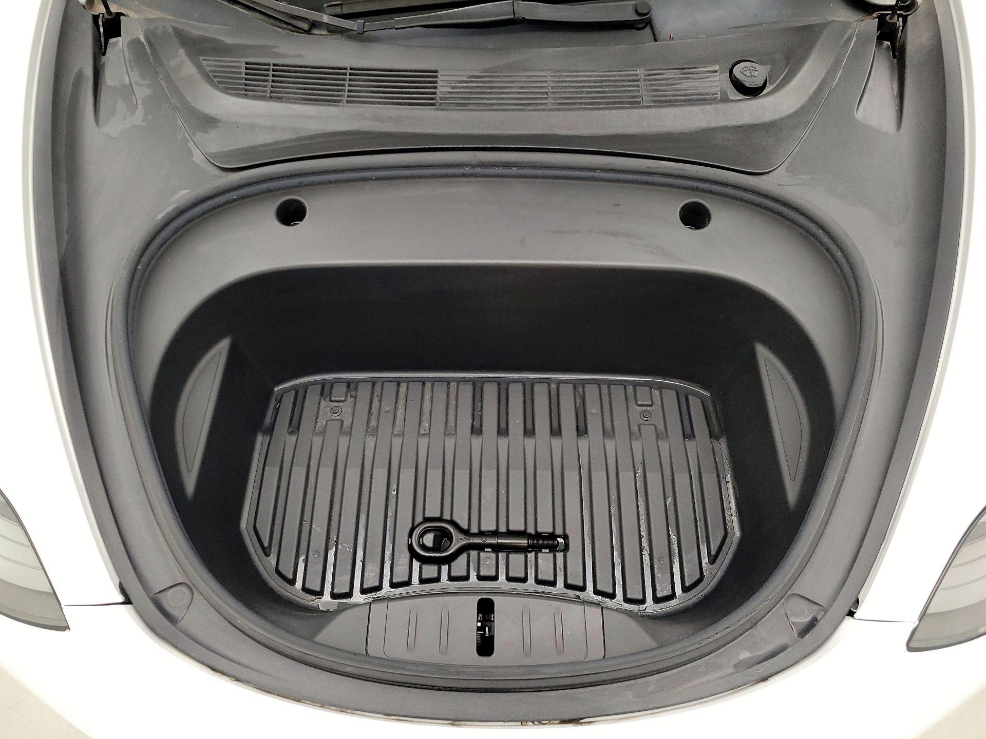 Thumbnail: 2023 Tesla Model 3 - 20