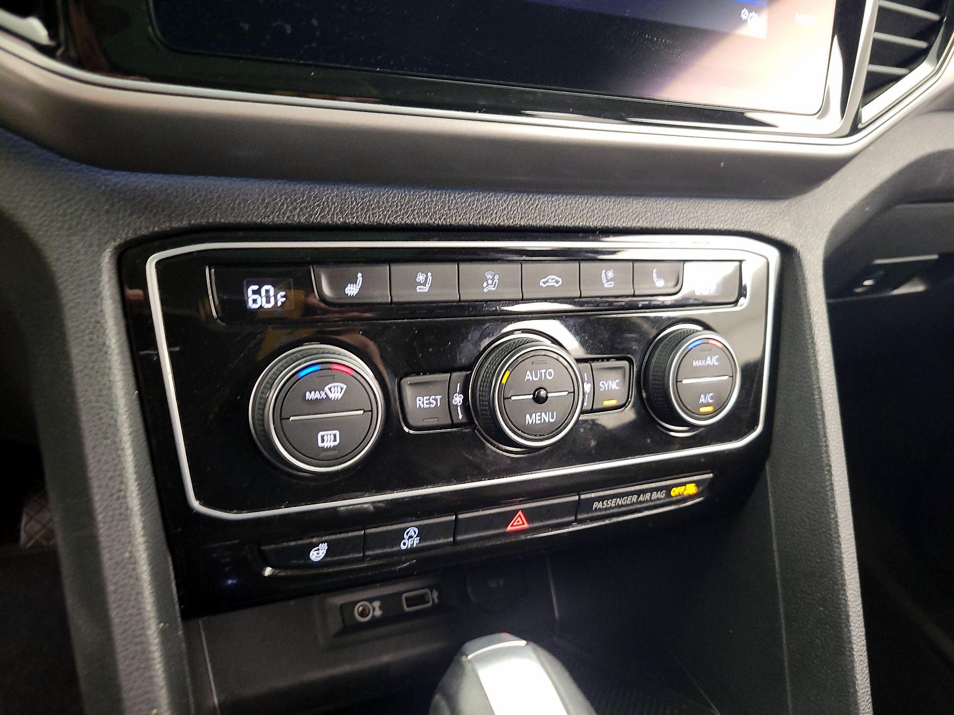 Thumbnail: 2019 Volkswagen Atlas - 16